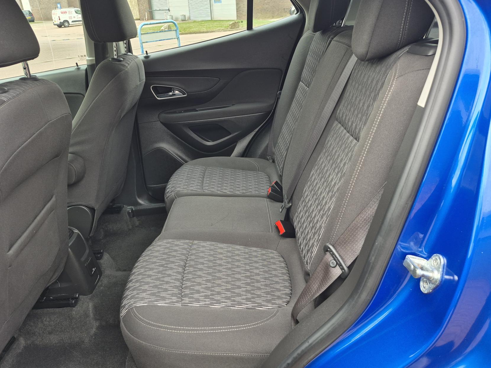 Vauxhall Mokka 1.6i Exclusiv SUV 5dr Petrol Manual 2WD Euro 6 (s/s) (115 ps)