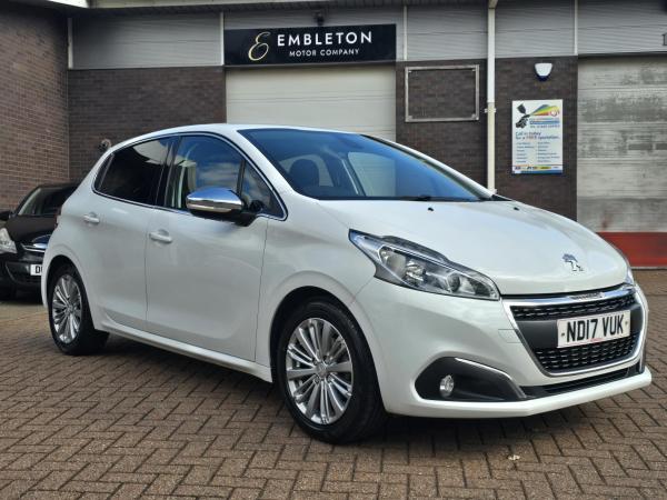 Peugeot 208 1.2 PureTech Allure Hatchback 5dr Petrol Manual Euro 6 (82 ps)