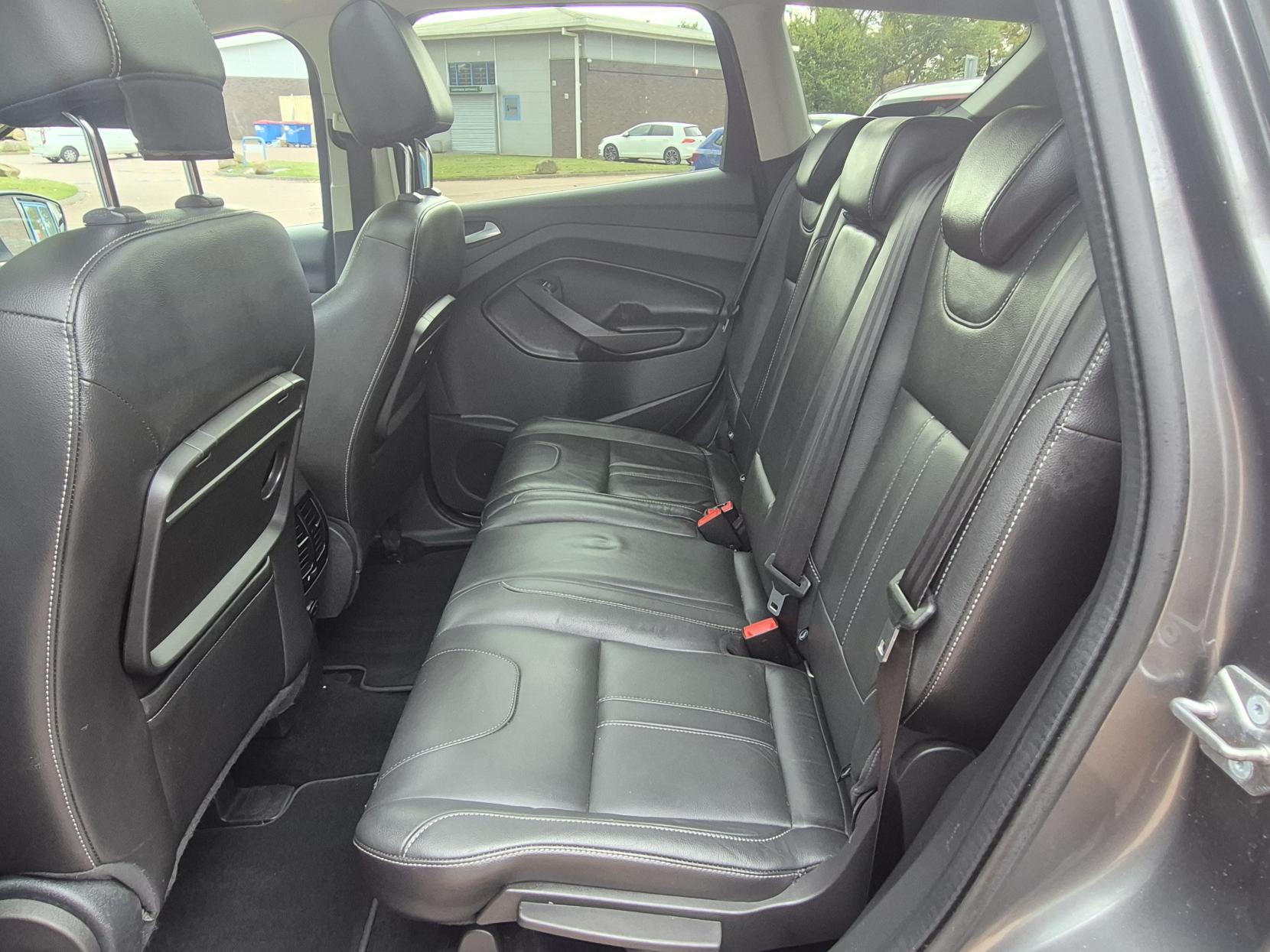 Ford Kuga 2.0 TDCi Titanium X SUV 5dr Diesel Manual 2WD Euro 5 (140 ps)