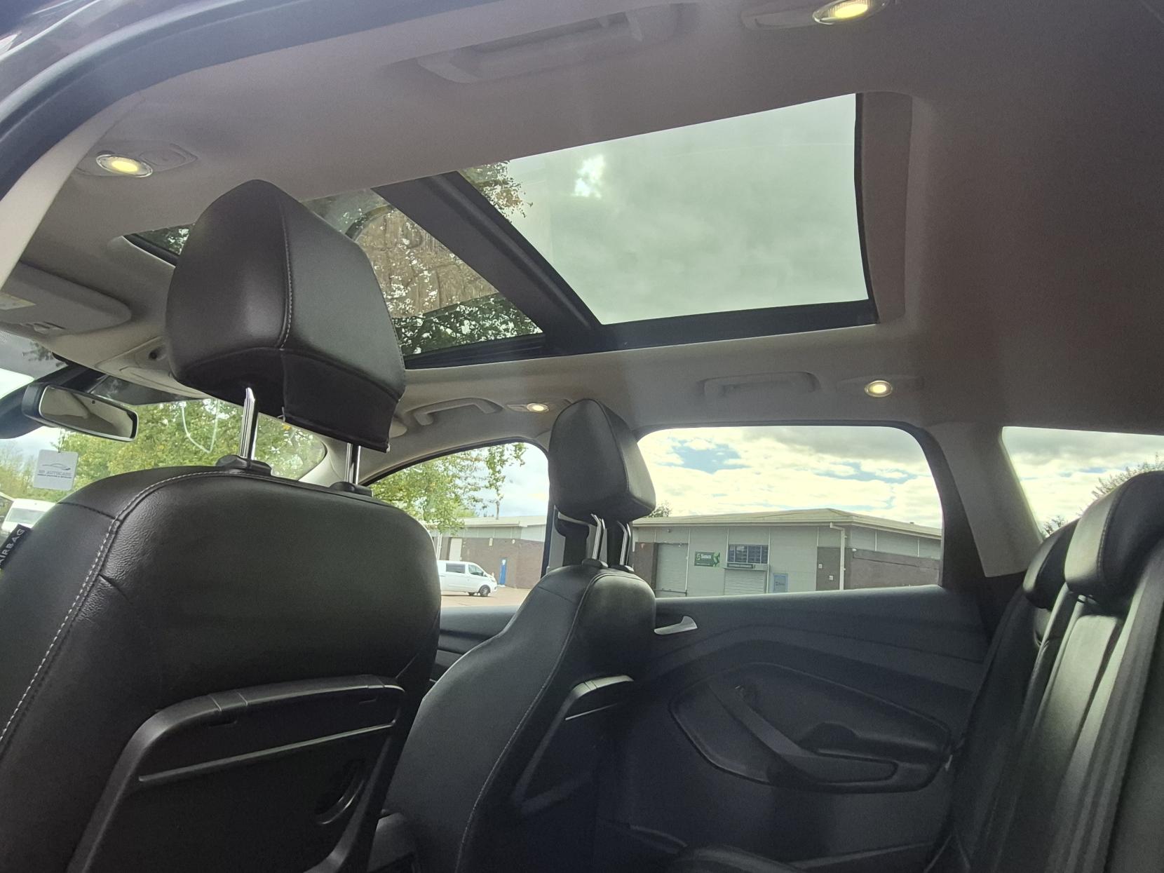 Ford Kuga 2.0 TDCi Titanium X SUV 5dr Diesel Manual 2WD Euro 5 (140 ps)