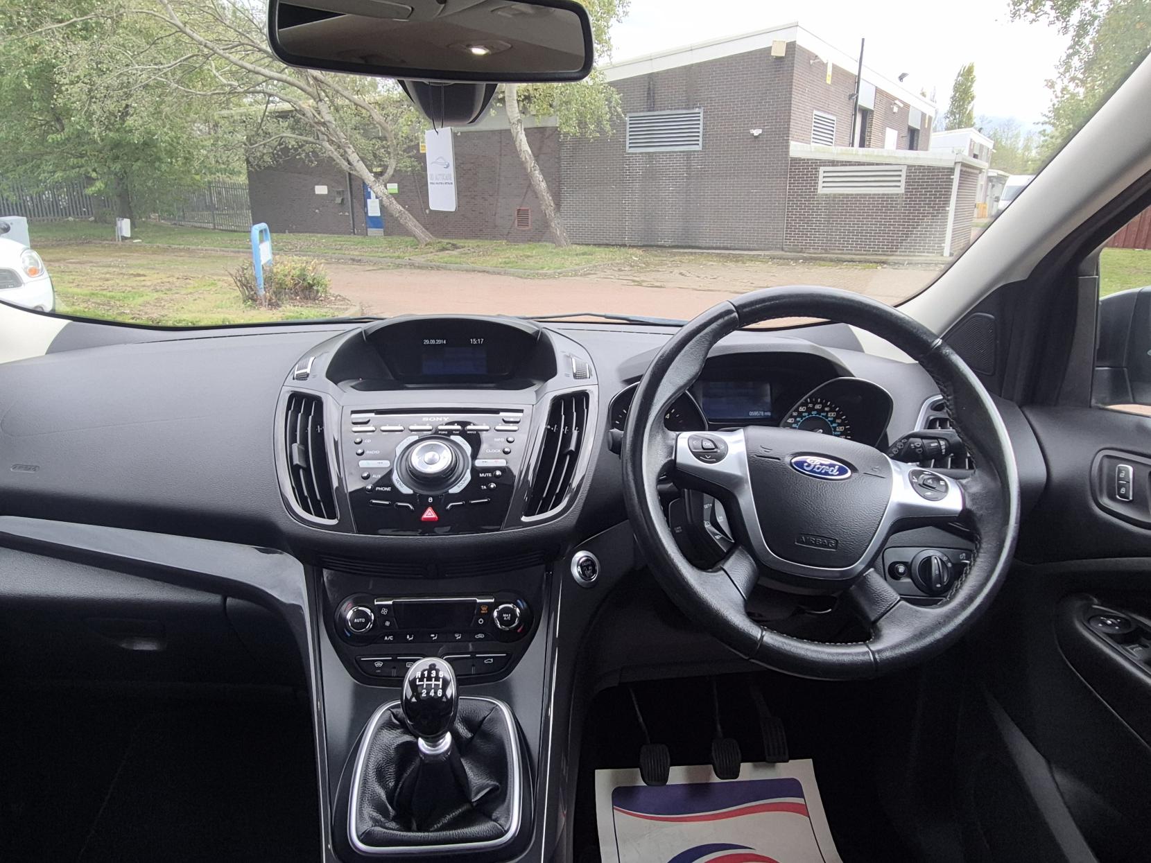 Ford Kuga 2.0 TDCi Titanium X SUV 5dr Diesel Manual 2WD Euro 5 (140 ps)
