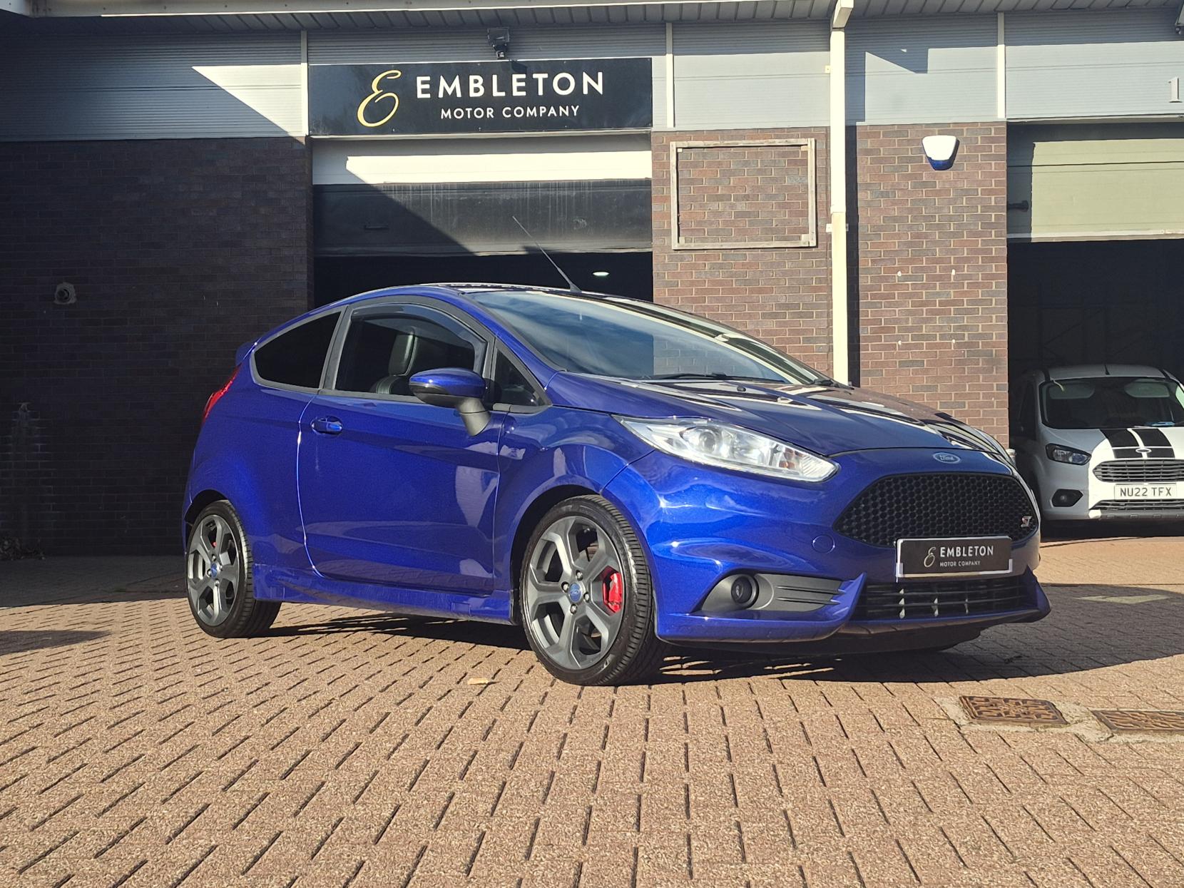 Ford Fiesta 1.6T EcoBoost ST-2 Hatchback 3dr Petrol Manual Euro 6 (182 ps)
