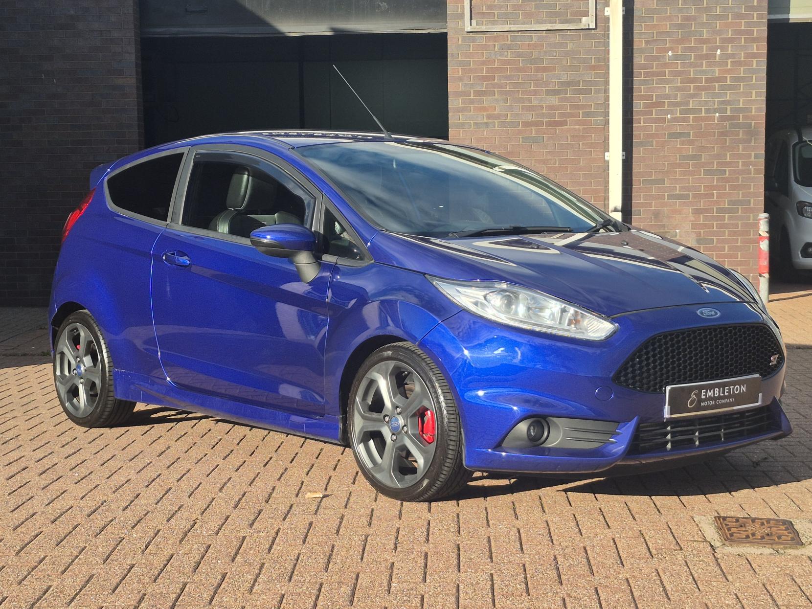 Ford Fiesta 1.6T EcoBoost ST-2 Hatchback 3dr Petrol Manual Euro 6 (182 ps)