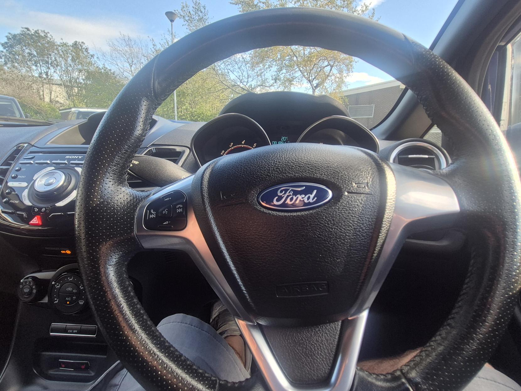 Ford Fiesta 1.6T EcoBoost ST-2 Hatchback 3dr Petrol Manual Euro 6 (182 ps)