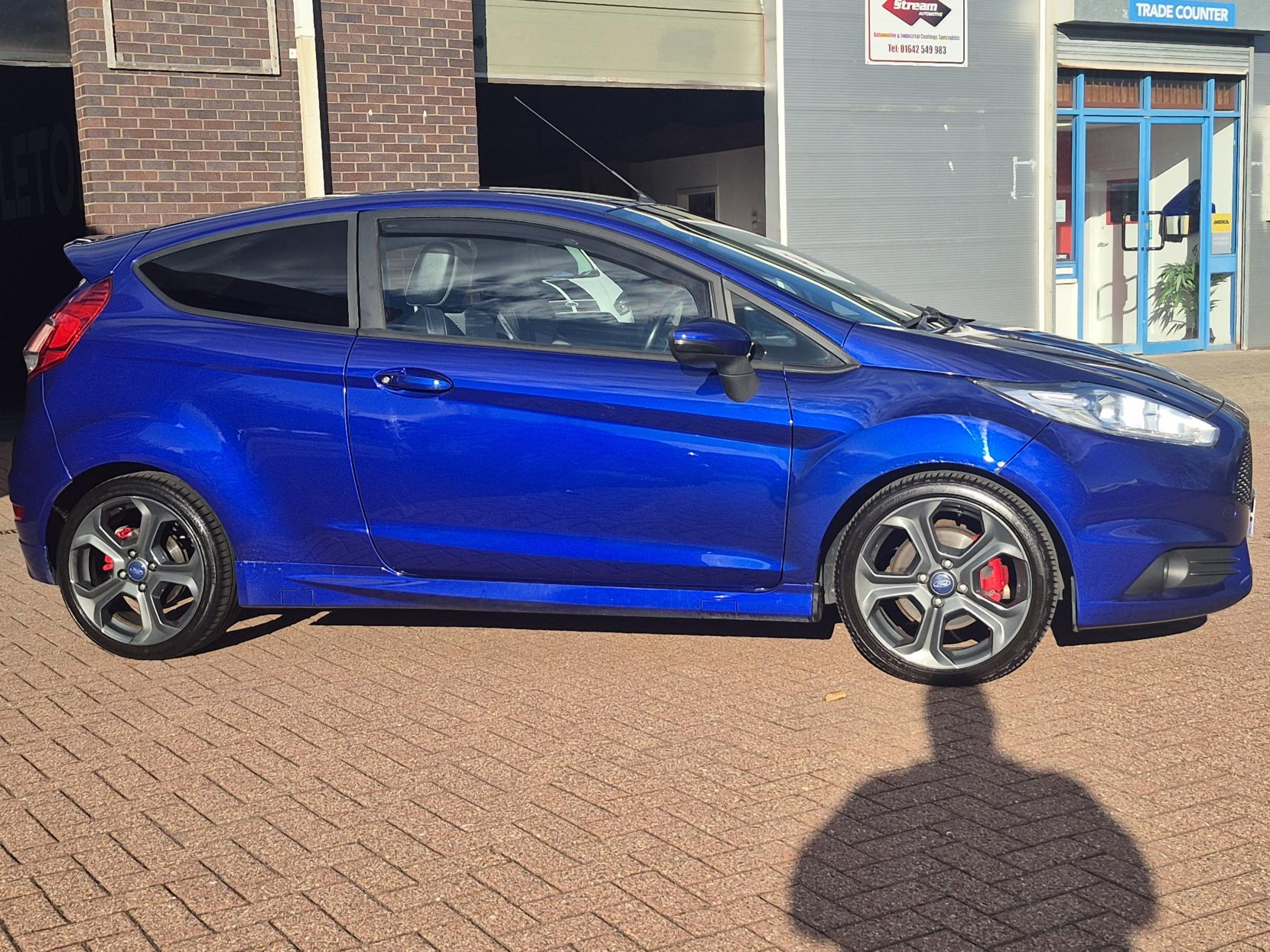 Ford Fiesta 1.6T EcoBoost ST-2 Hatchback 3dr Petrol Manual Euro 6 (182 ps)
