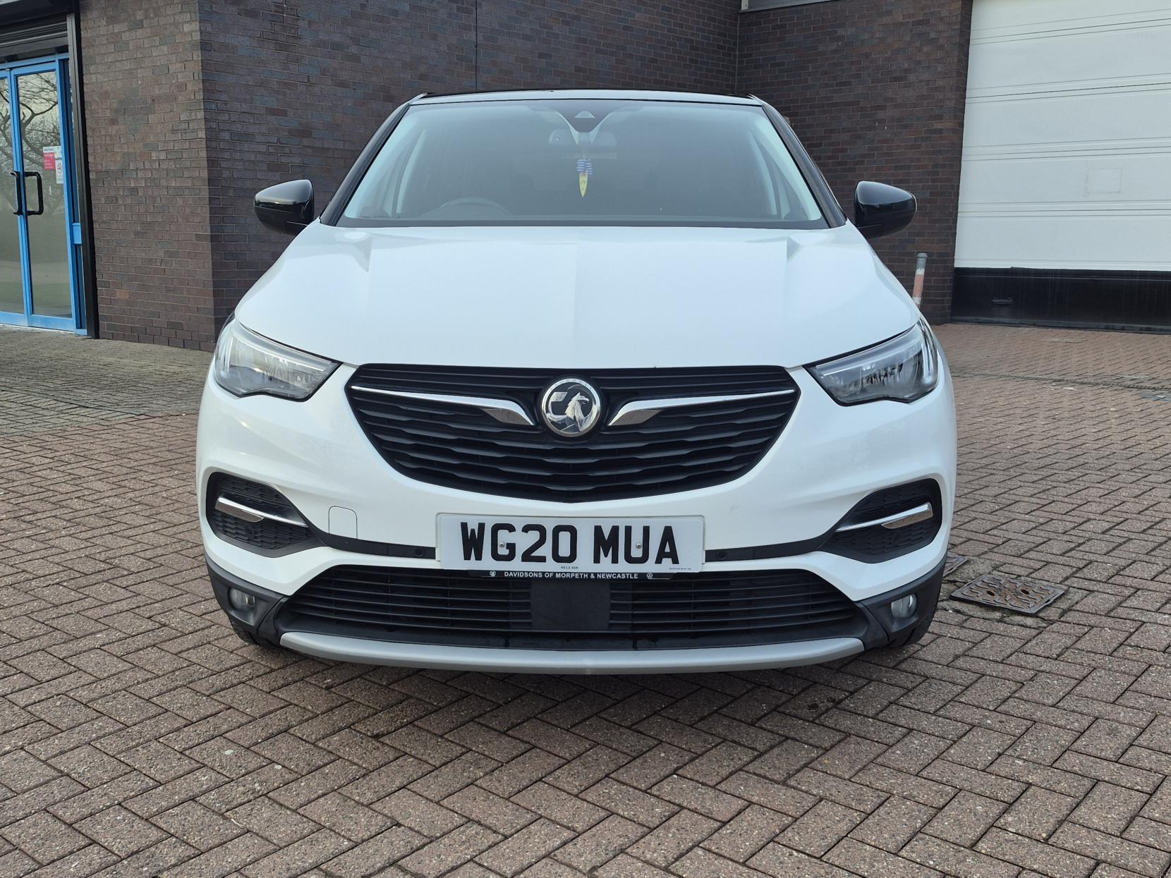 Vauxhall Grandland X 1.2 Turbo SRi Nav SUV 5dr Petrol Manual Euro 6 (s/s) (130 ps)