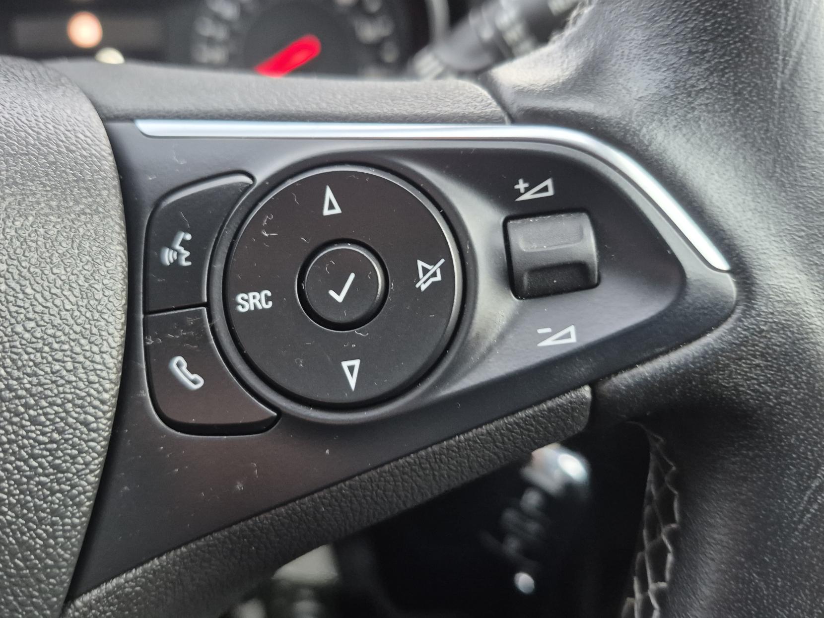 Vauxhall Grandland X 1.2 Turbo SRi Nav SUV 5dr Petrol Manual Euro 6 (s/s) (130 ps)