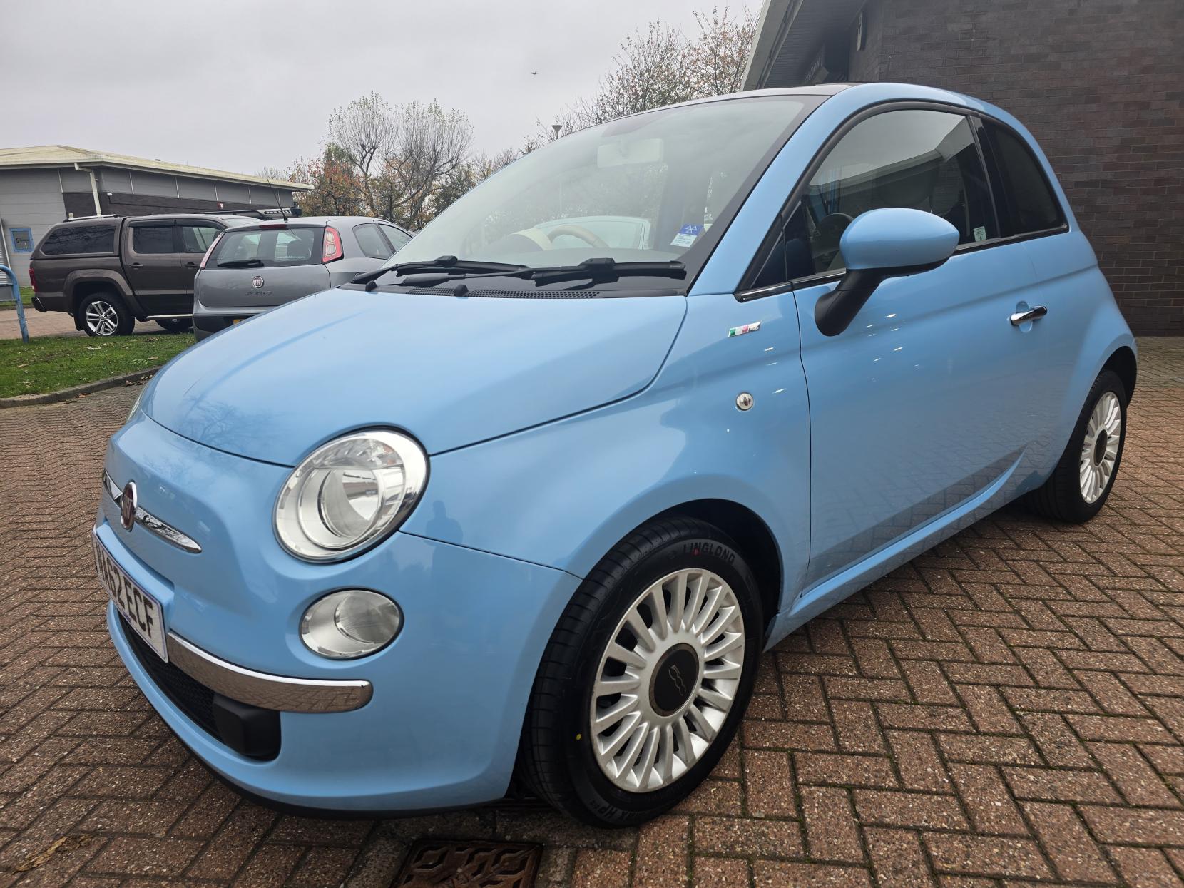 Fiat 500 1.2 Lounge Hatchback 3dr Petrol Manual Euro 4 (69 bhp)