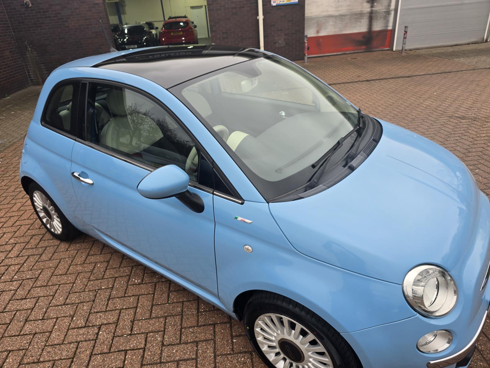 Fiat 500 1.2 Lounge Hatchback 3dr Petrol Manual Euro 4 (69 bhp)