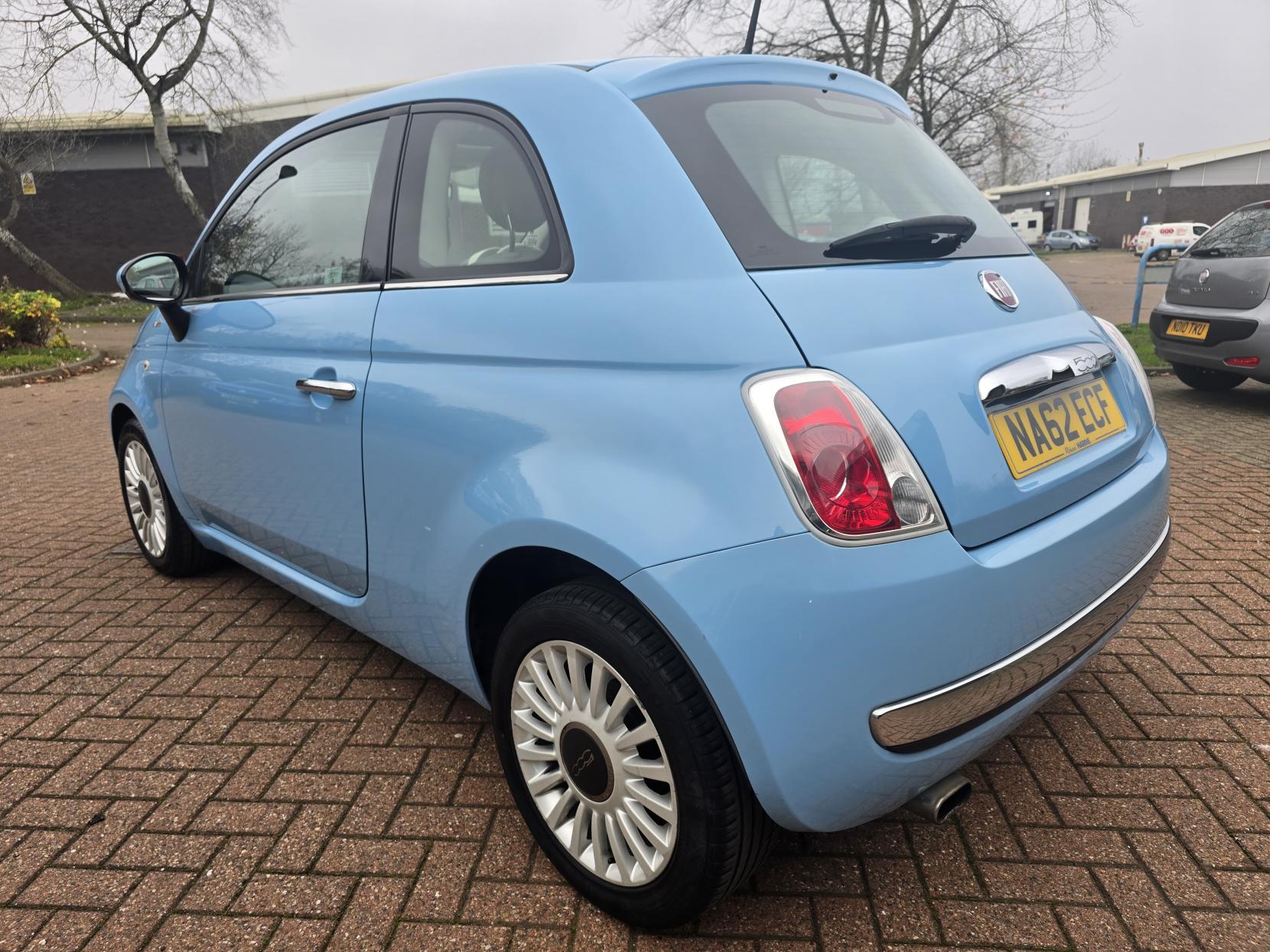 Fiat 500 1.2 Lounge Hatchback 3dr Petrol Manual Euro 4 (69 bhp)