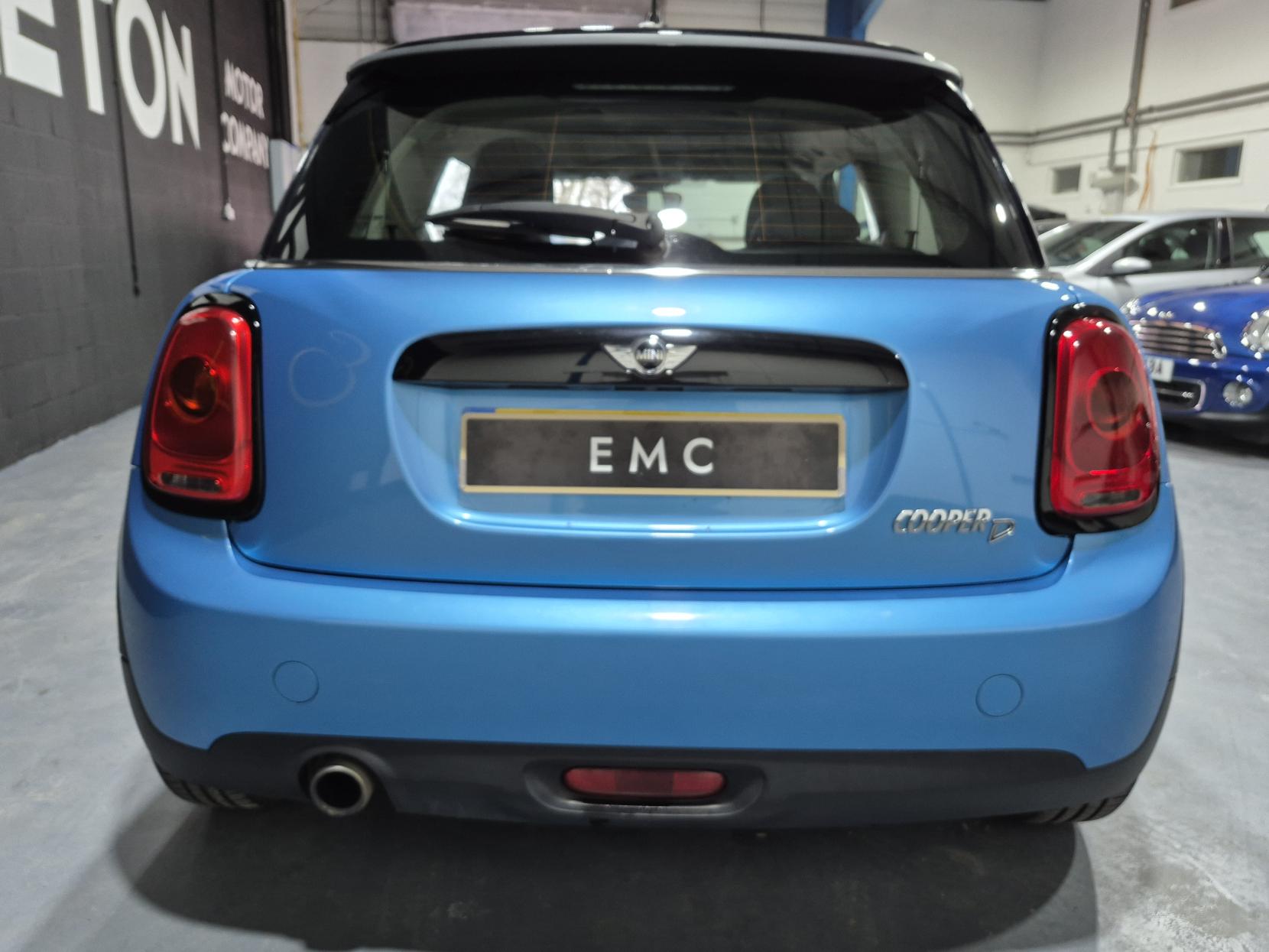 MINI Hatch 1.5 Cooper D Hatchback 3dr Diesel Manual Euro 6 (s/s) (116 ps)