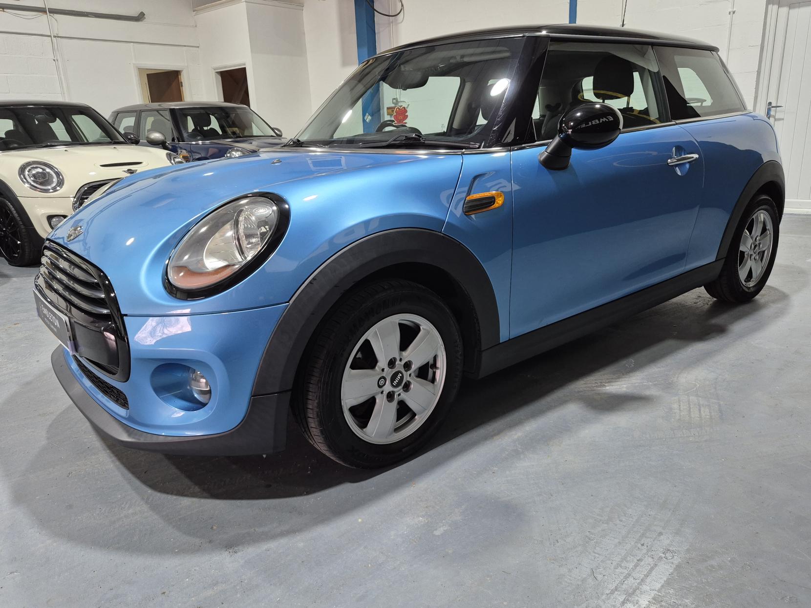 MINI Hatch 1.5 Cooper D Hatchback 3dr Diesel Manual Euro 6 (s/s) (116 ps)