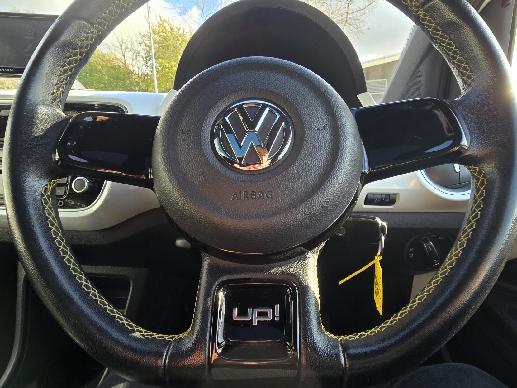 Volkswagen up! 1.0 Street up! Hatchback 5dr Petrol Manual Euro 6 (75 ps)