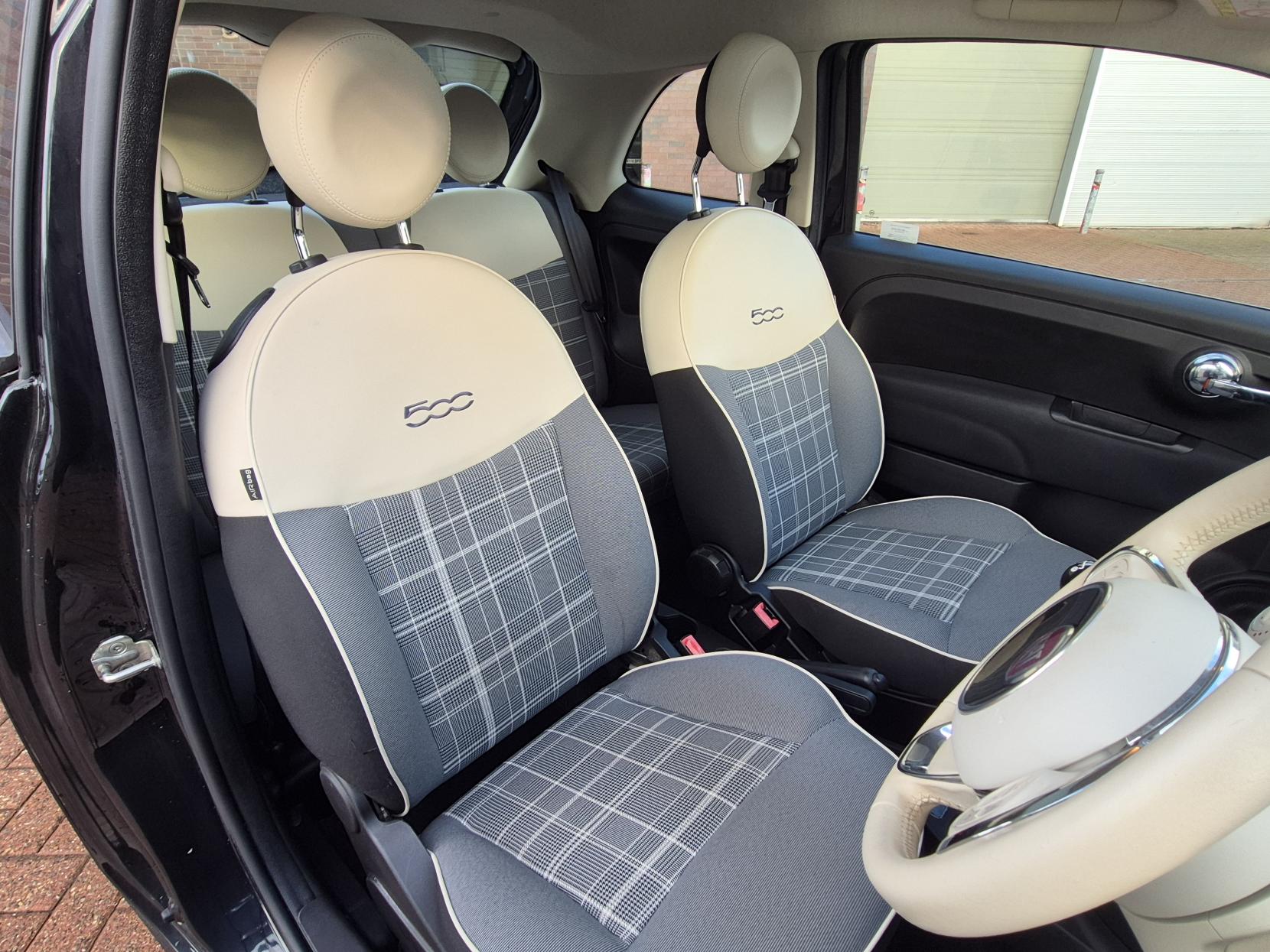 Fiat 500 1.2 Lounge Hatchback 3dr Petrol Manual Euro 6 (s/s) (69 bhp)