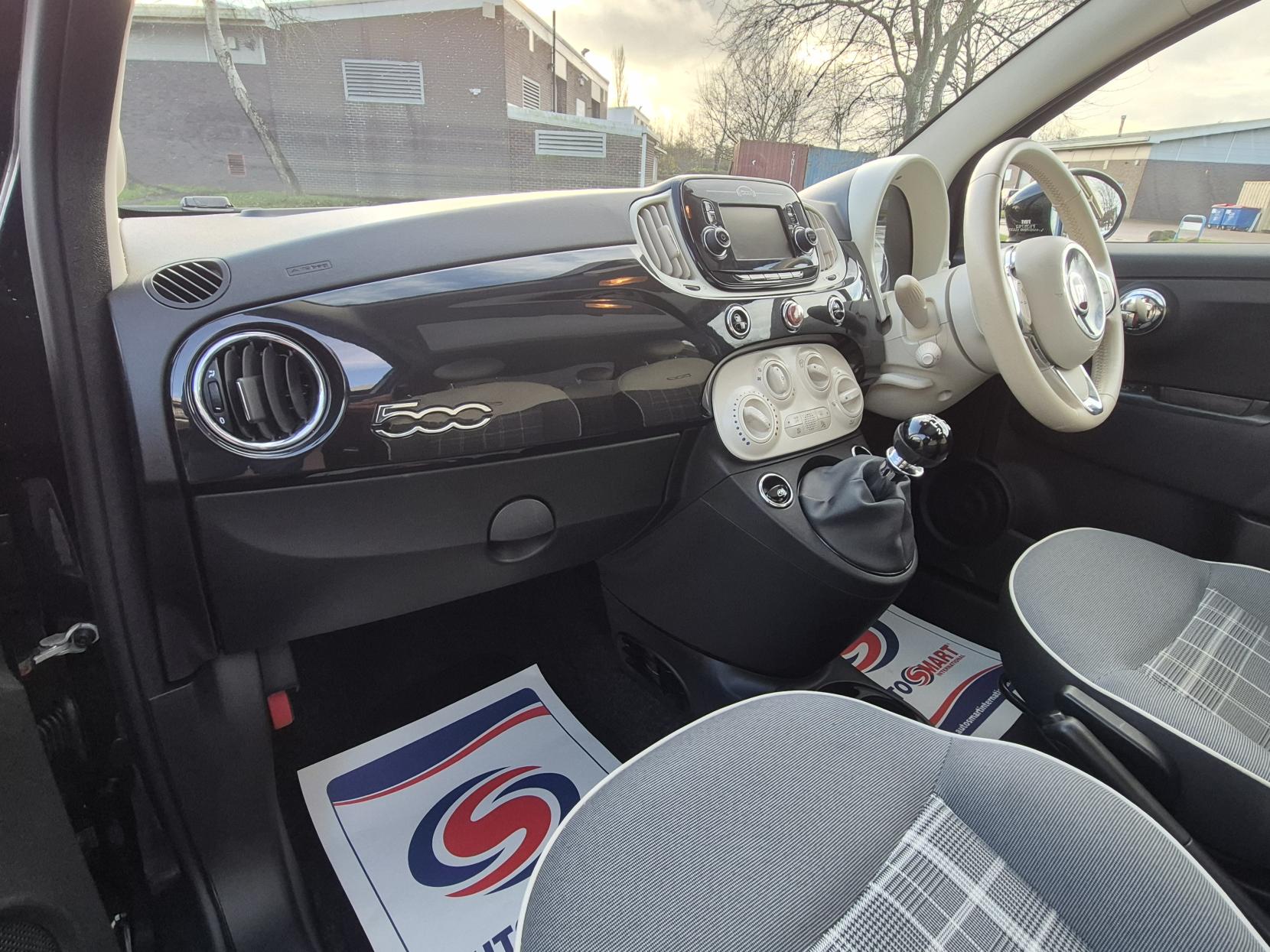 Fiat 500 1.2 Lounge Hatchback 3dr Petrol Manual Euro 6 (s/s) (69 bhp)