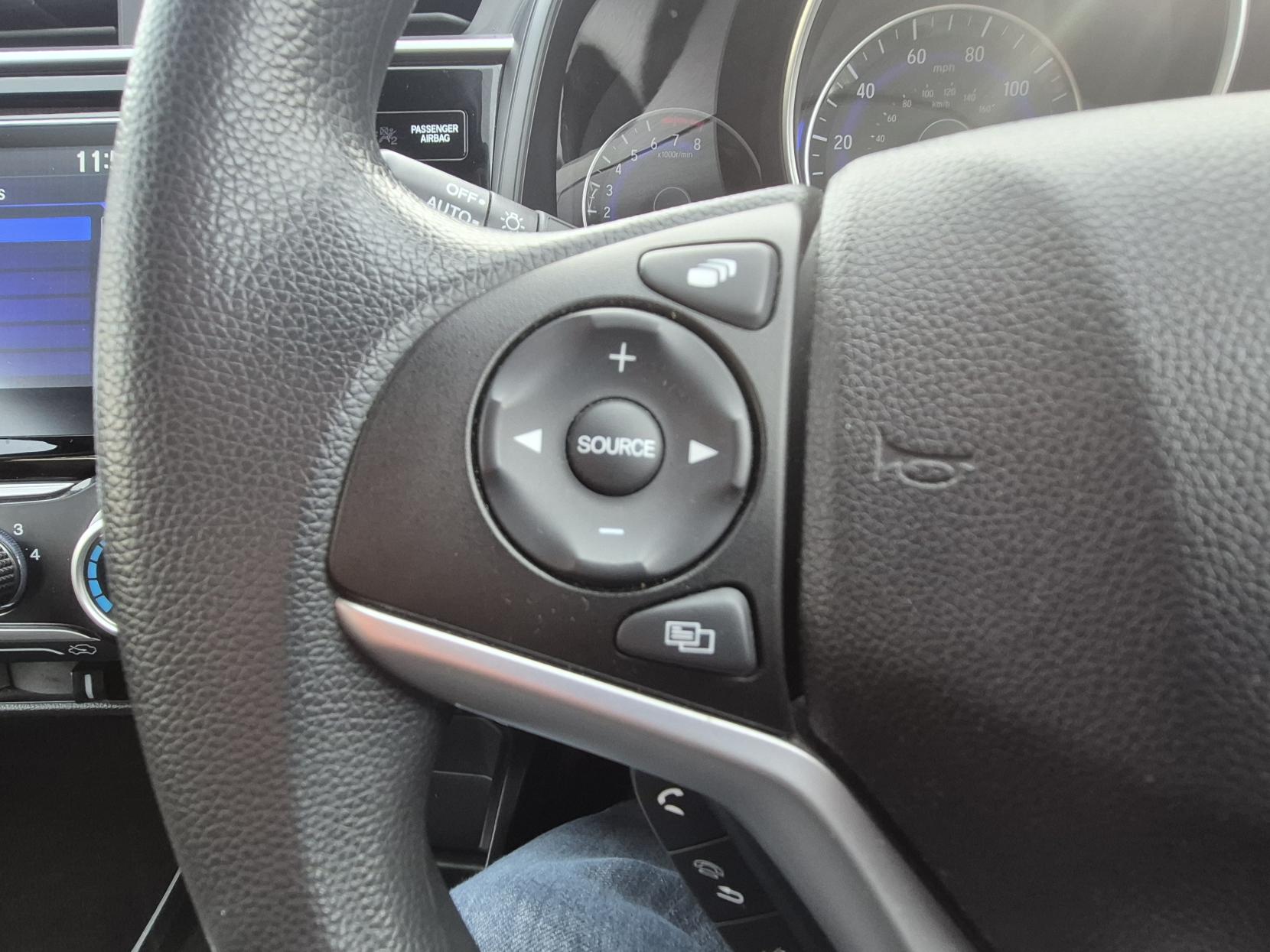 Honda Jazz 1.3 i-VTEC SE Hatchback 5dr Petrol Manual Euro 6 (s/s) (102 ps)