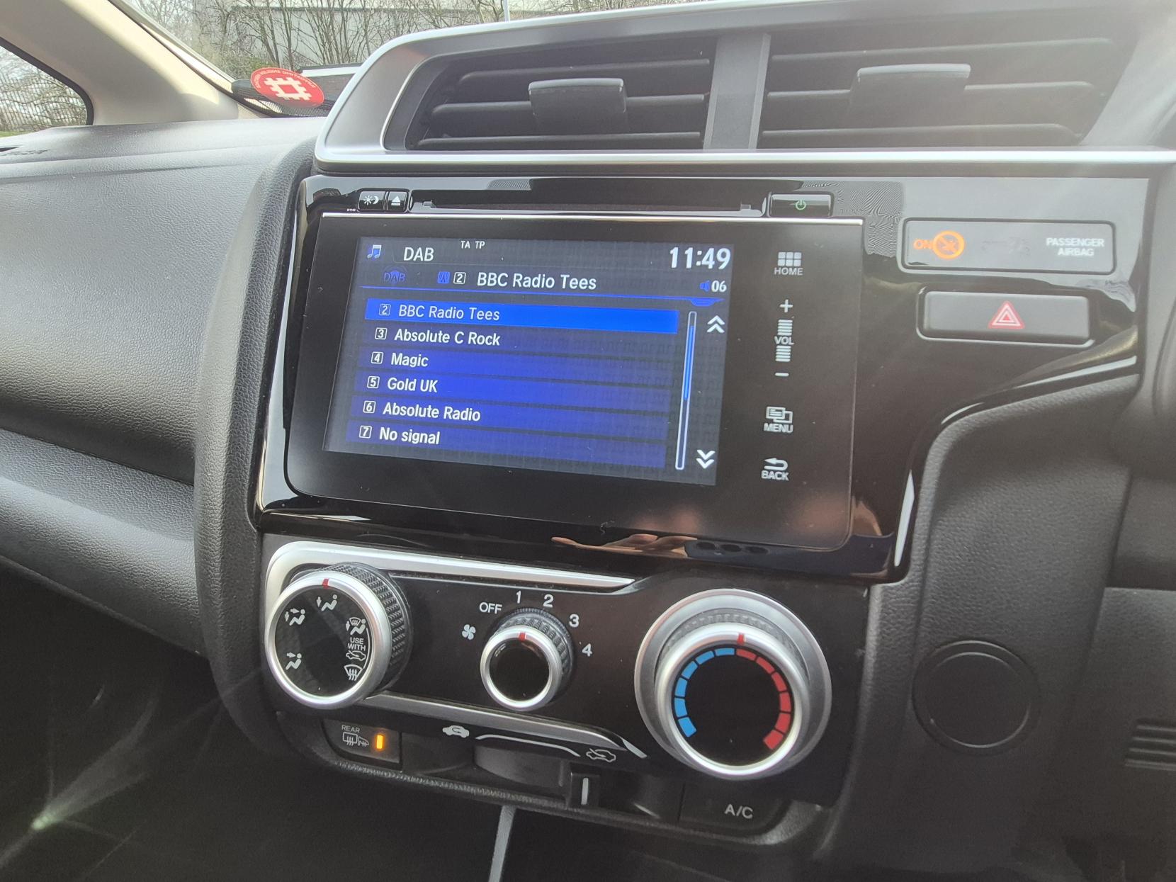 Honda Jazz 1.3 i-VTEC SE Hatchback 5dr Petrol Manual Euro 6 (s/s) (102 ps)