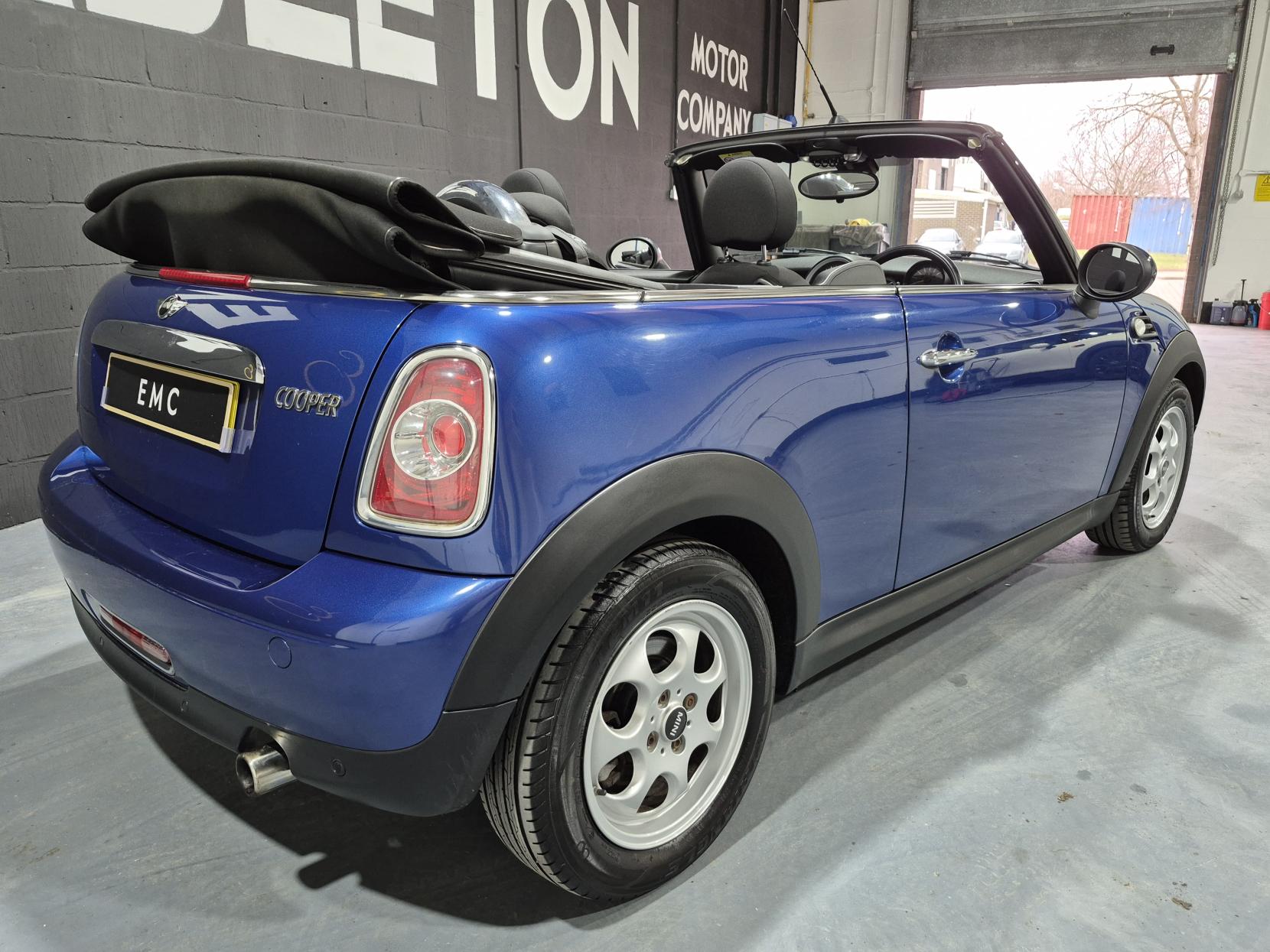 MINI Convertible 1.6 Cooper Convertible 2dr Petrol Manual Euro 6 (s/s) (122 ps)