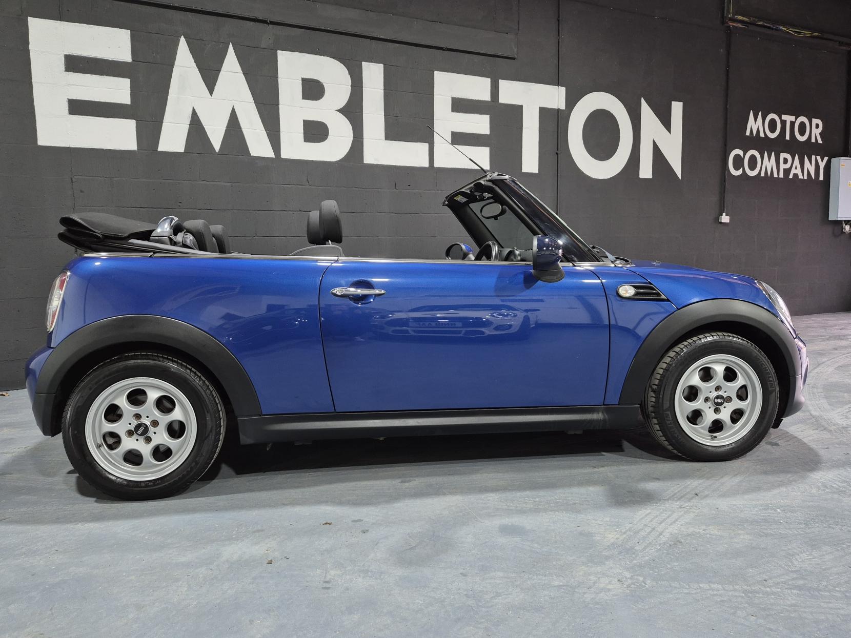 MINI Convertible 1.6 Cooper Convertible 2dr Petrol Manual Euro 6 (s/s) (122 ps)