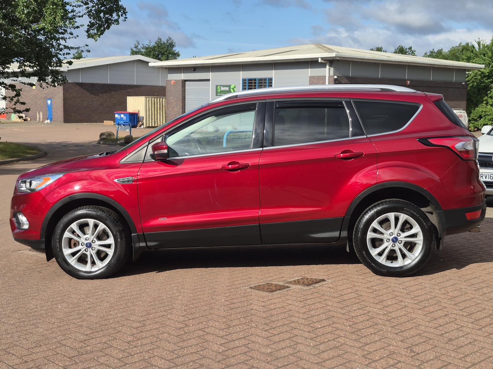 Ford Kuga 2.0 TDCi Titanium SUV 5dr Diesel Manual AWD Euro 6 (s/s) (180 ps)