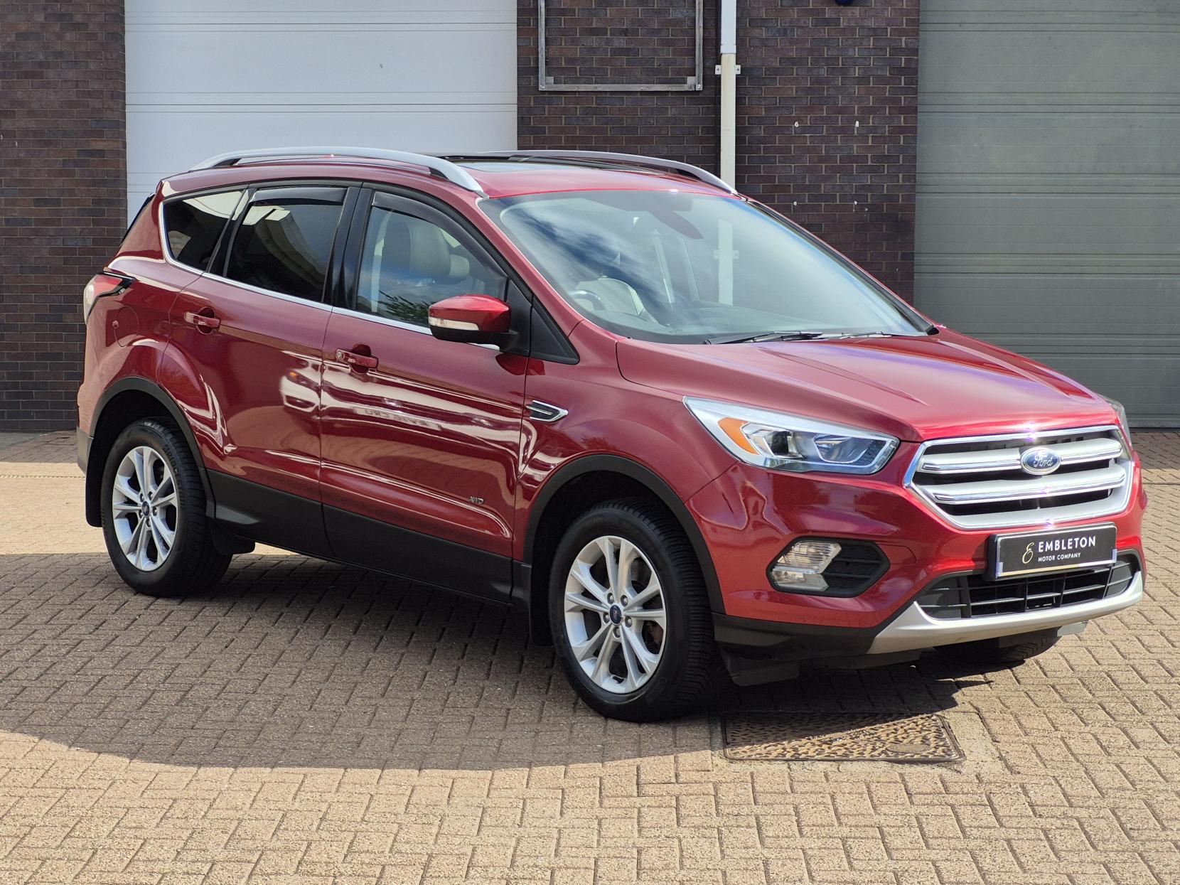 Ford Kuga 2.0 TDCi Titanium SUV 5dr Diesel Manual AWD Euro 6 (s/s) (180 ps)