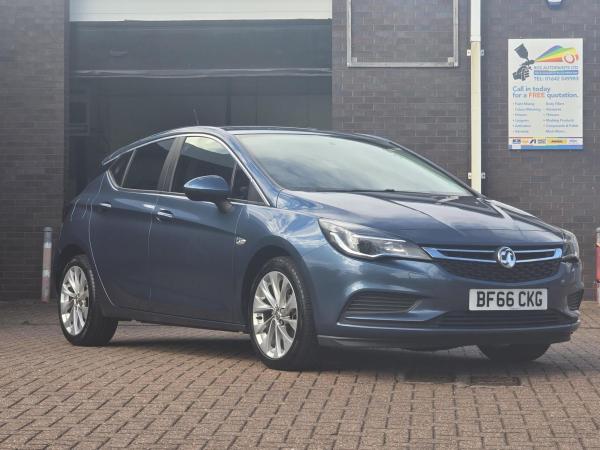 Vauxhall Astra 1.6 CDTi BlueInjection Design Hatchback 5dr Diesel Manual Euro 6 (s/s) (136 ps)