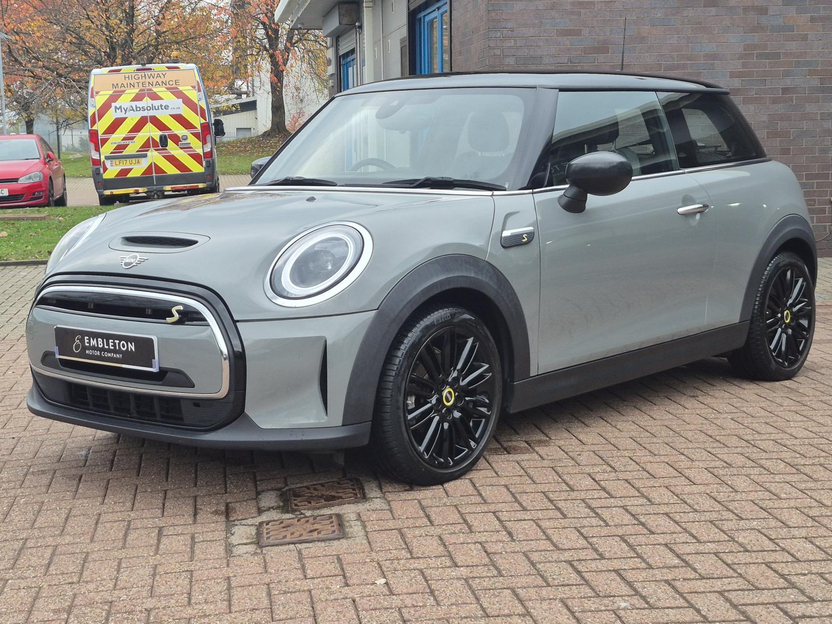 MINI Electric Hatch Cooper SE 32.6kWh Level 2 Hatchback 3dr Electric Auto (184 ps)