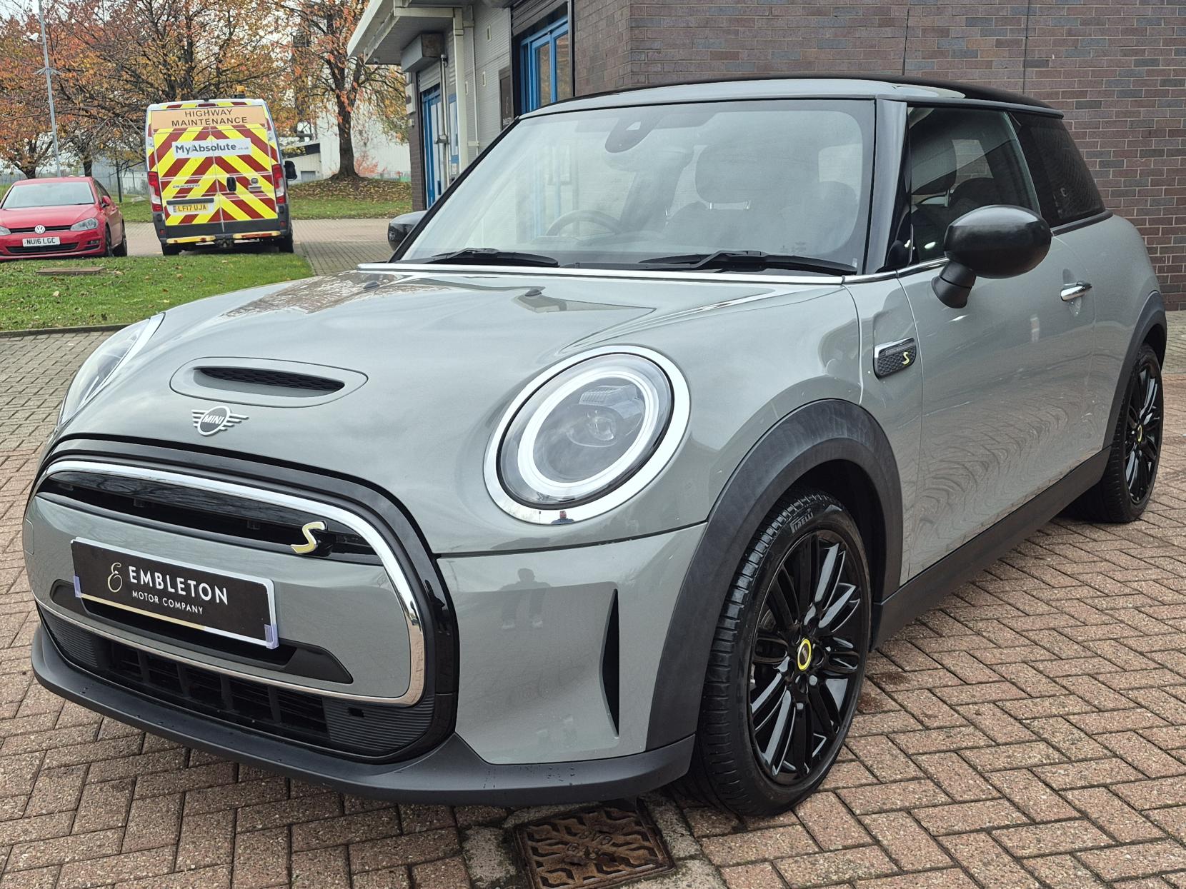 MINI Electric Hatch Cooper SE 32.6kWh Level 2 Hatchback 3dr Electric Auto (184 ps)