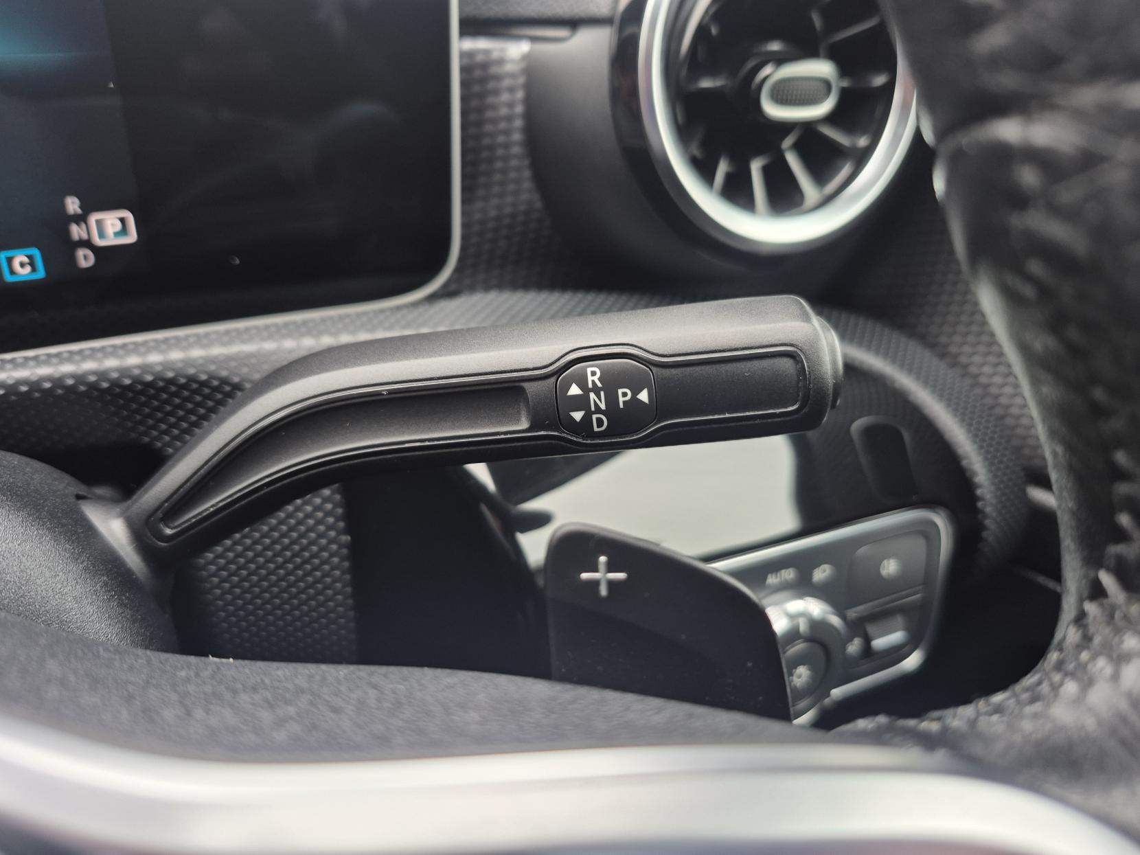 Mercedes-Benz A Class 1.5 A180d Sport (Executive) Hatchback 5dr Diesel 7G-DCT Euro 6 (s/s) (116 ps)