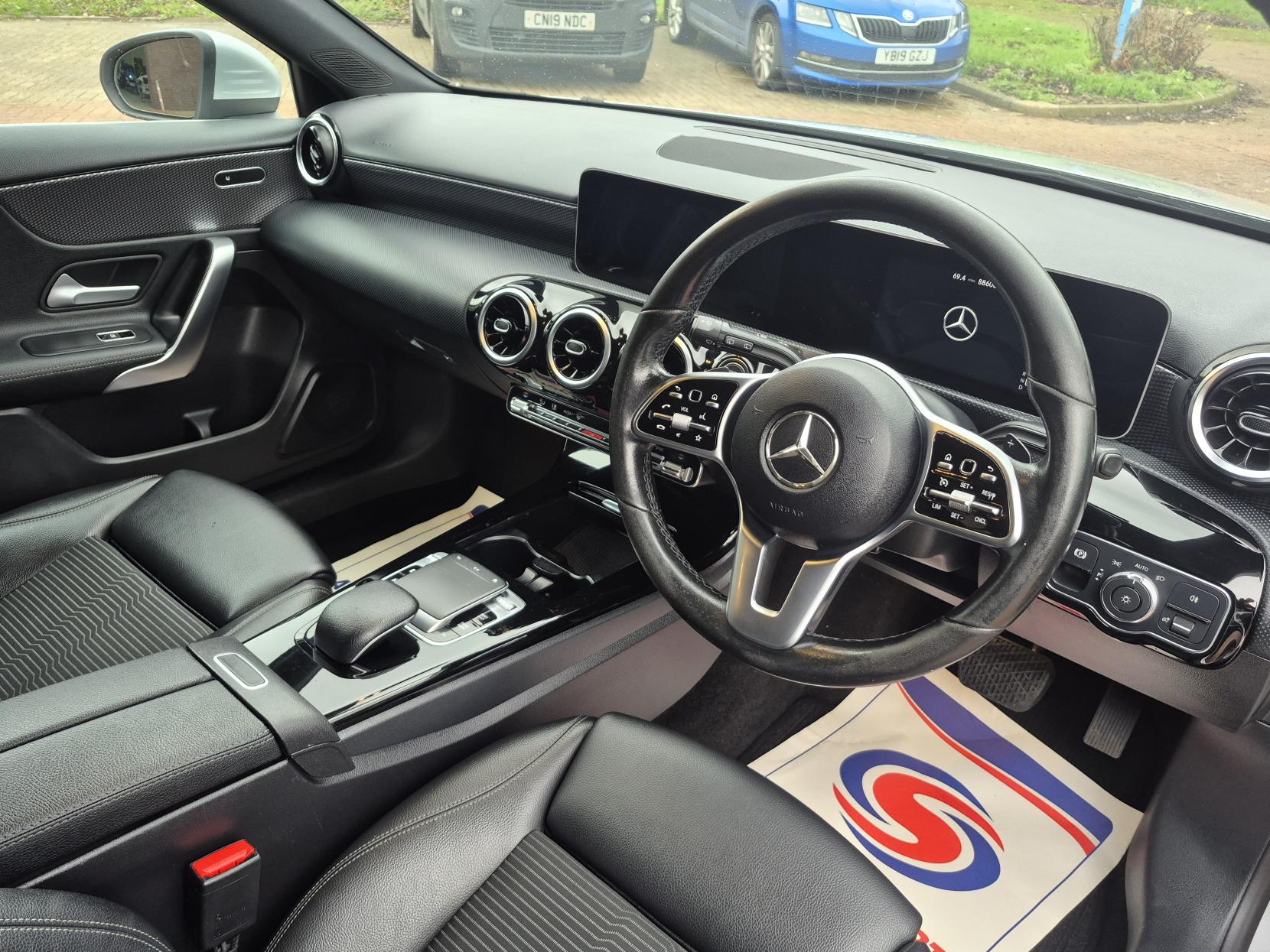 Mercedes-Benz A Class 1.5 A180d Sport (Executive) Hatchback 5dr Diesel 7G-DCT Euro 6 (s/s) (116 ps)