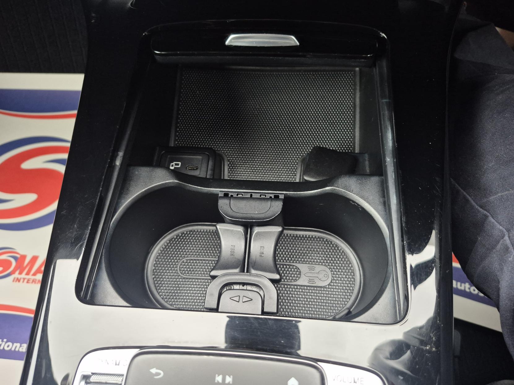 Mercedes-Benz A Class 1.5 A180d Sport (Executive) Hatchback 5dr Diesel 7G-DCT Euro 6 (s/s) (116 ps)