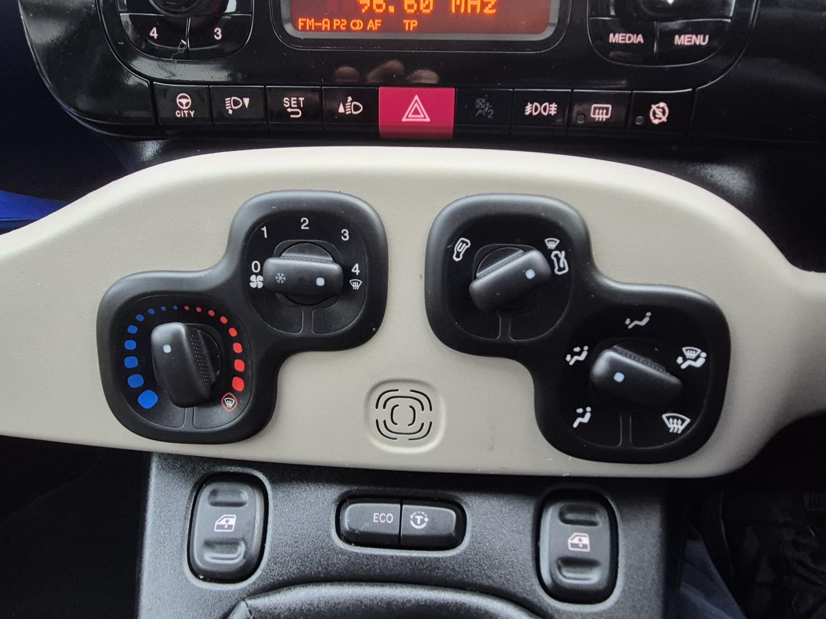 Fiat Panda 0.9 TwinAir Trekking Hatchback 5dr Petrol Manual Euro 6 (s/s) (85 bhp)