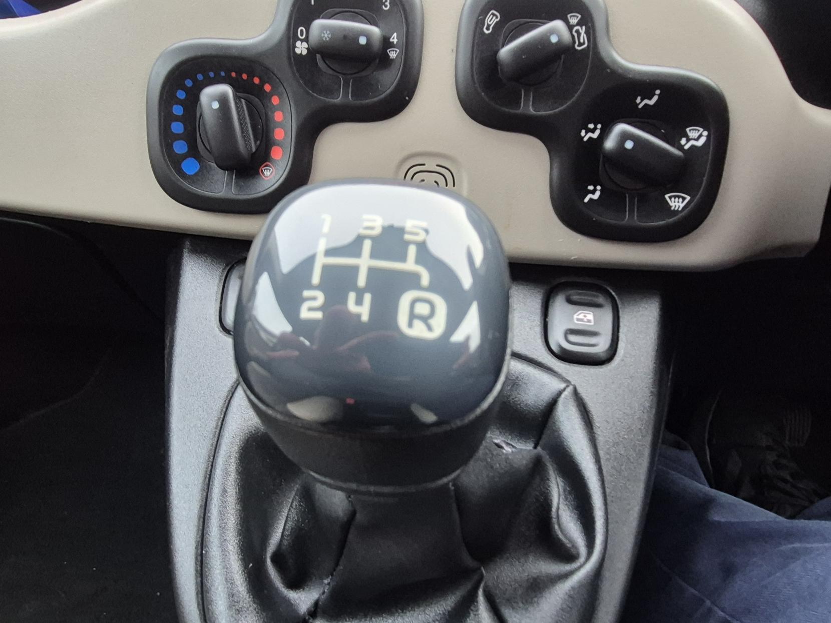 Fiat Panda 0.9 TwinAir Trekking Hatchback 5dr Petrol Manual Euro 6 (s/s) (85 bhp)