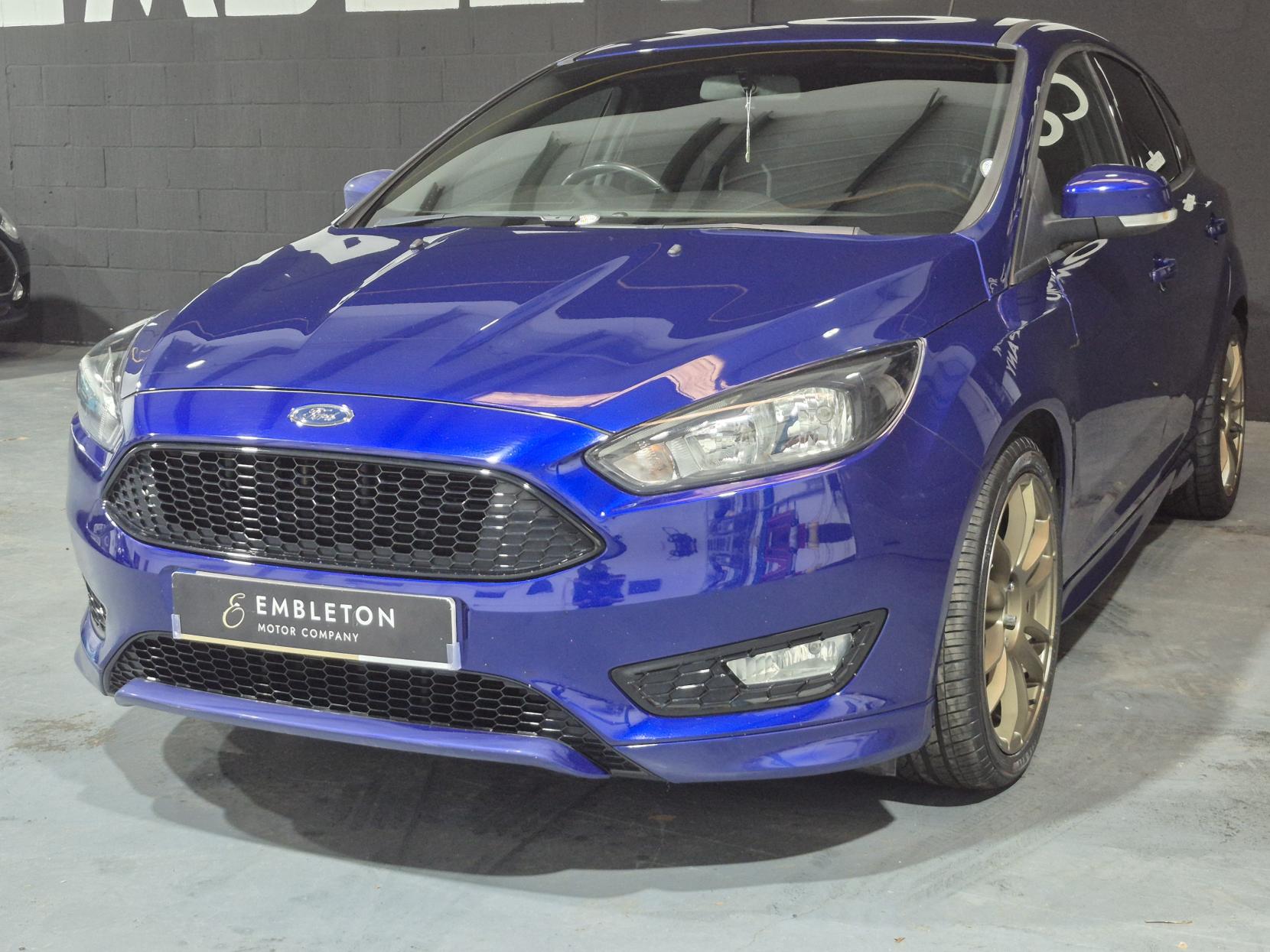 Ford Focus 1.5 TDCi ST-Line Hatchback 5dr Diesel Manual Euro 6 (s/s) (120 ps)