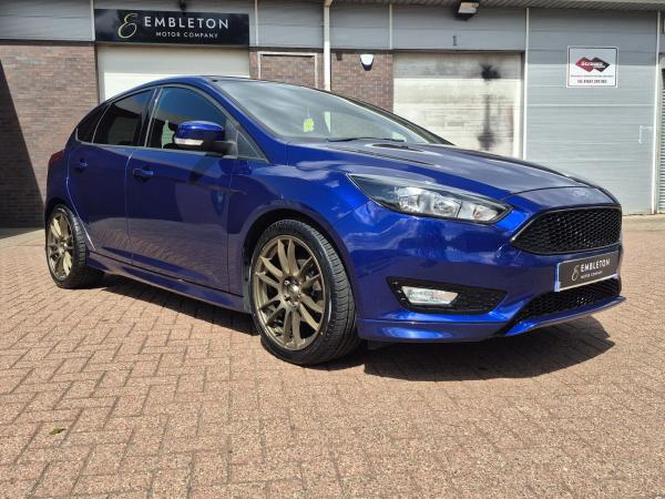 Ford Focus 1.5 TDCi ST-Line Hatchback 5dr Diesel Manual Euro 6 (s/s) (120 ps)