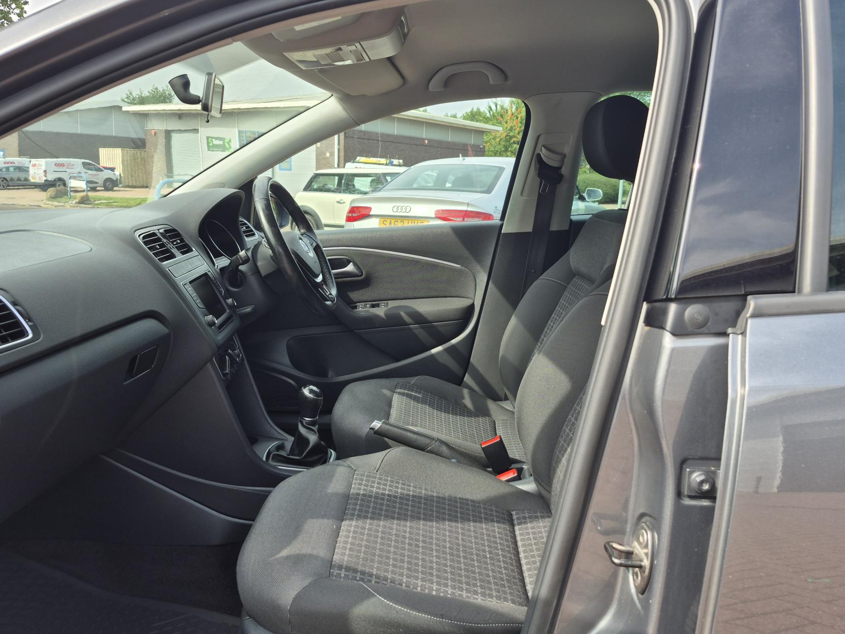 Volkswagen Polo 1.2 TSI BlueMotion Tech Match Hatchback 5dr Petrol Manual Euro 6 (s/s) (90 ps)