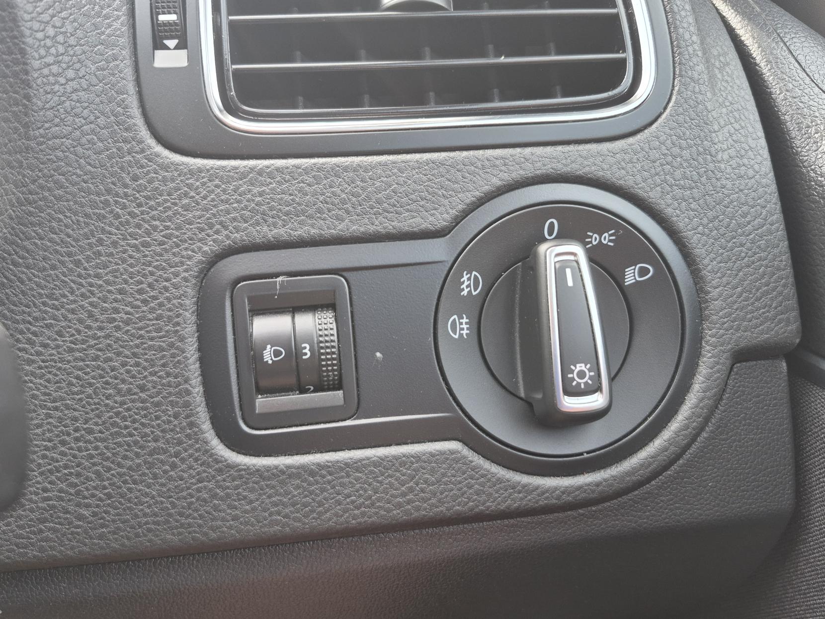 Volkswagen Polo 1.2 TSI BlueMotion Tech Match Hatchback 5dr Petrol Manual Euro 6 (s/s) (90 ps)