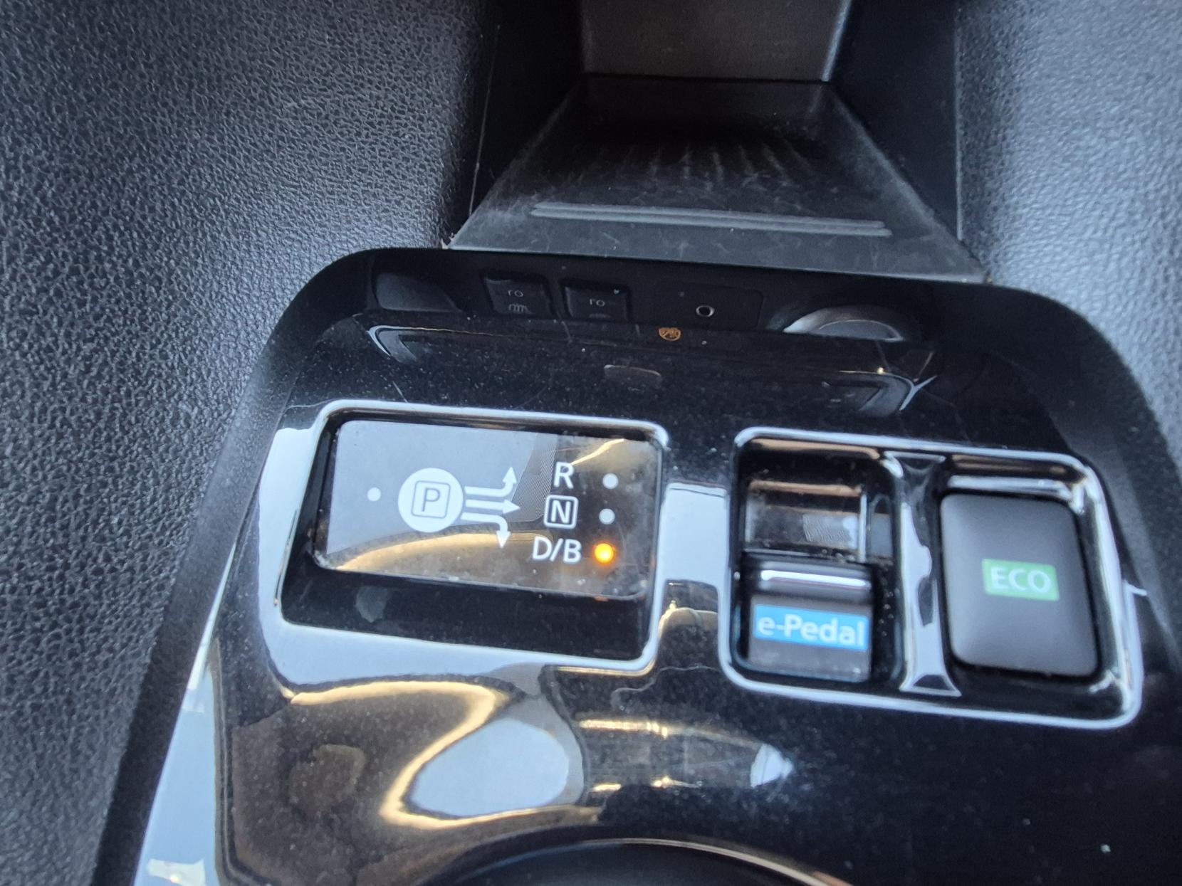 Nissan Leaf 40kWh 2.Zero Hatchback 5dr Electric Auto (150 ps)