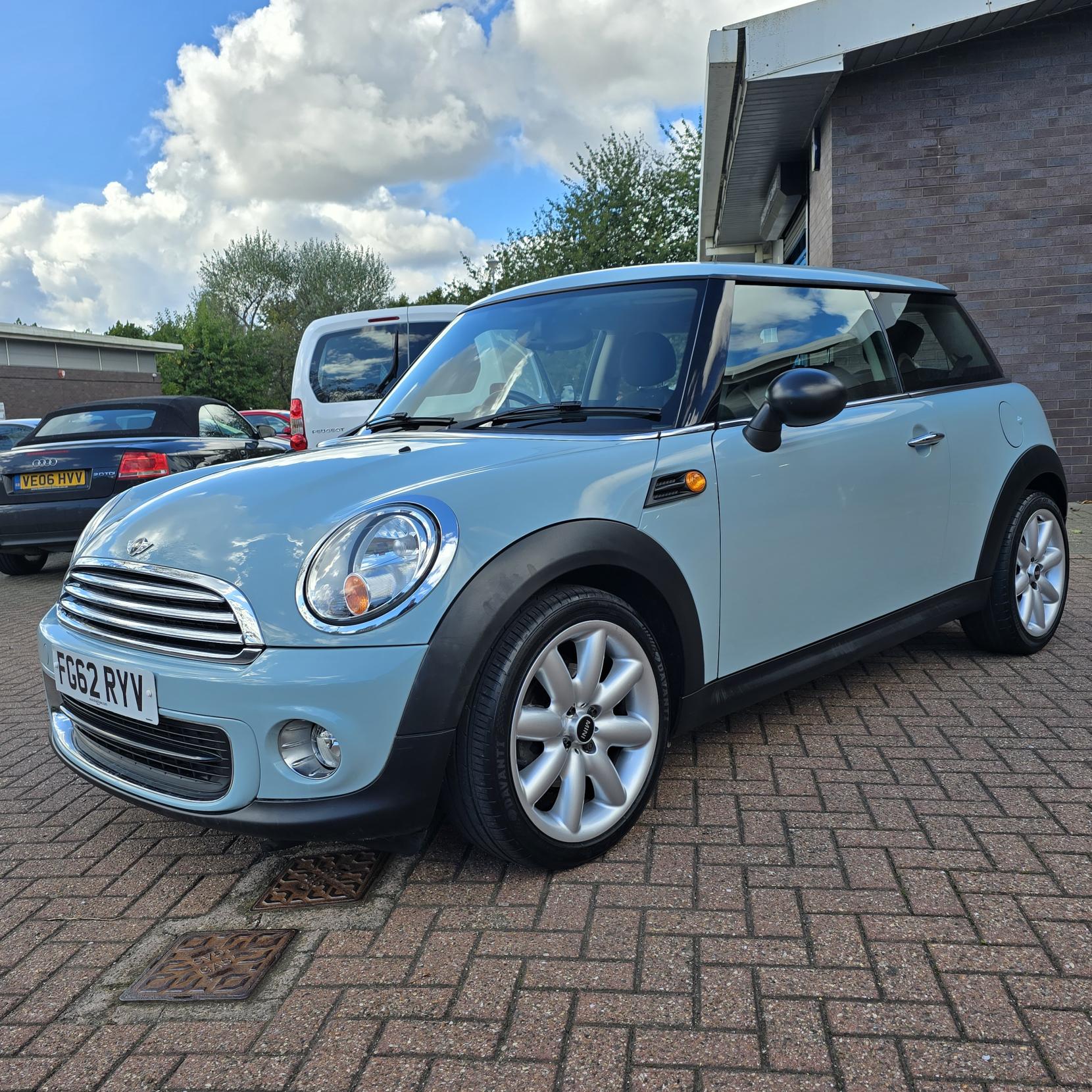 MINI Hatch 1.6 One Hatchback 3dr Petrol Manual Euro 5 (98 ps)