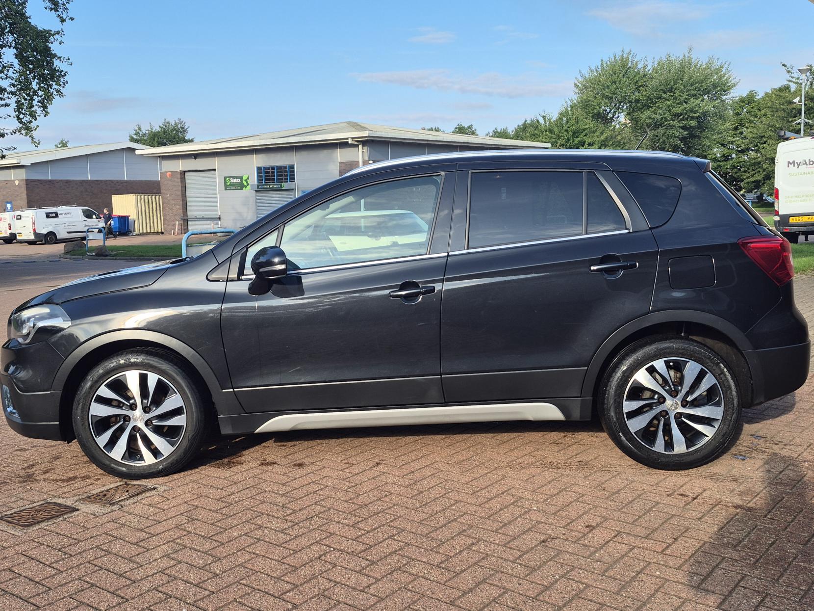 Suzuki SX4 S-Cross 1.4 Boosterjet SZ5 SUV 5dr Petrol Auto ALLGRIP Euro 6 (s/s) (140 ps)