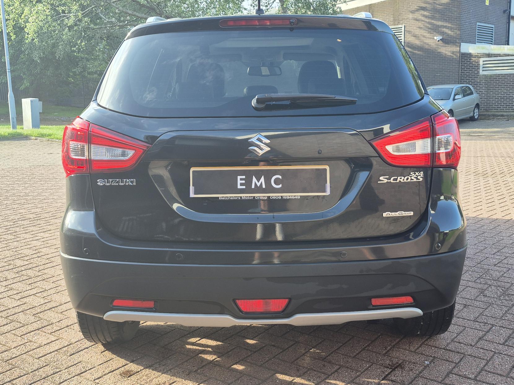 Suzuki SX4 S-Cross 1.4 Boosterjet SZ5 SUV 5dr Petrol Auto ALLGRIP Euro 6 (s/s) (140 ps)