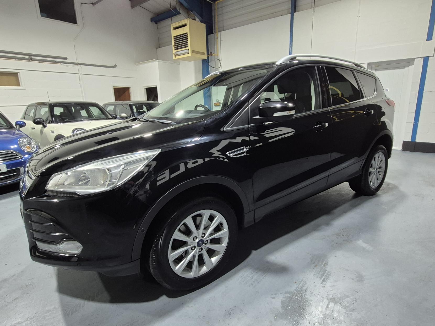 Ford Kuga 2.0 TDCi Titanium SUV 5dr Diesel Manual 2WD Euro 6 (s/s) (150 ps)