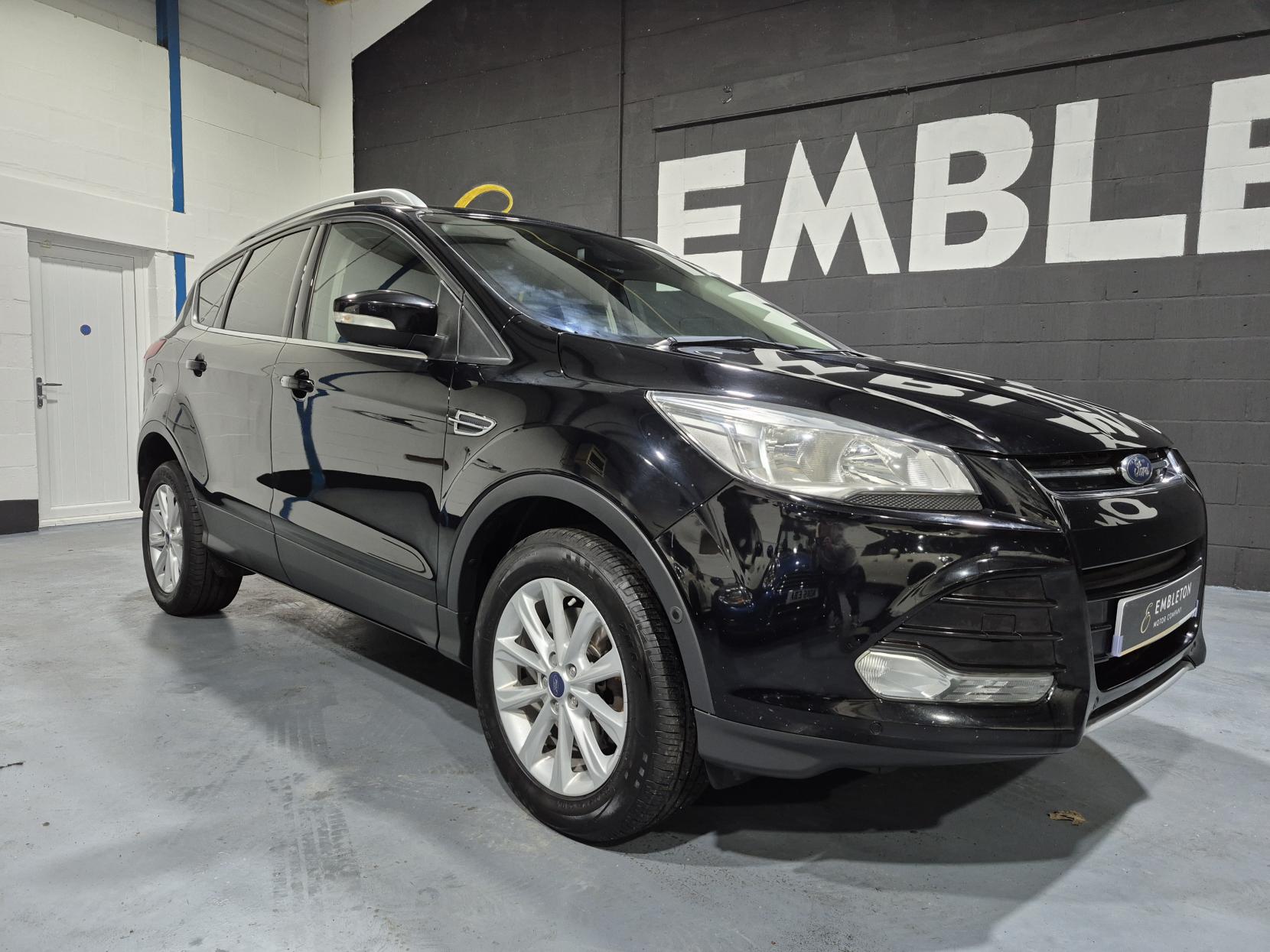 Ford Kuga 2.0 TDCi Titanium SUV 5dr Diesel Manual 2WD Euro 6 (s/s) (150 ps)