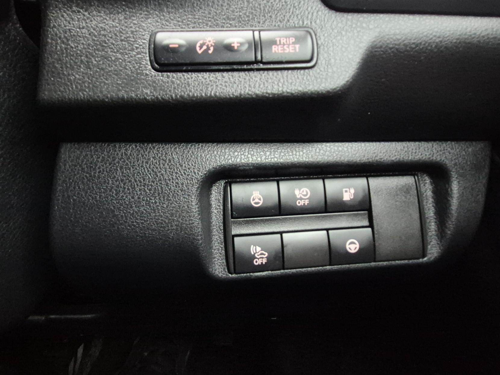 Nissan Leaf 40kWh Tekna Hatchback 5dr Electric Auto (150 ps)