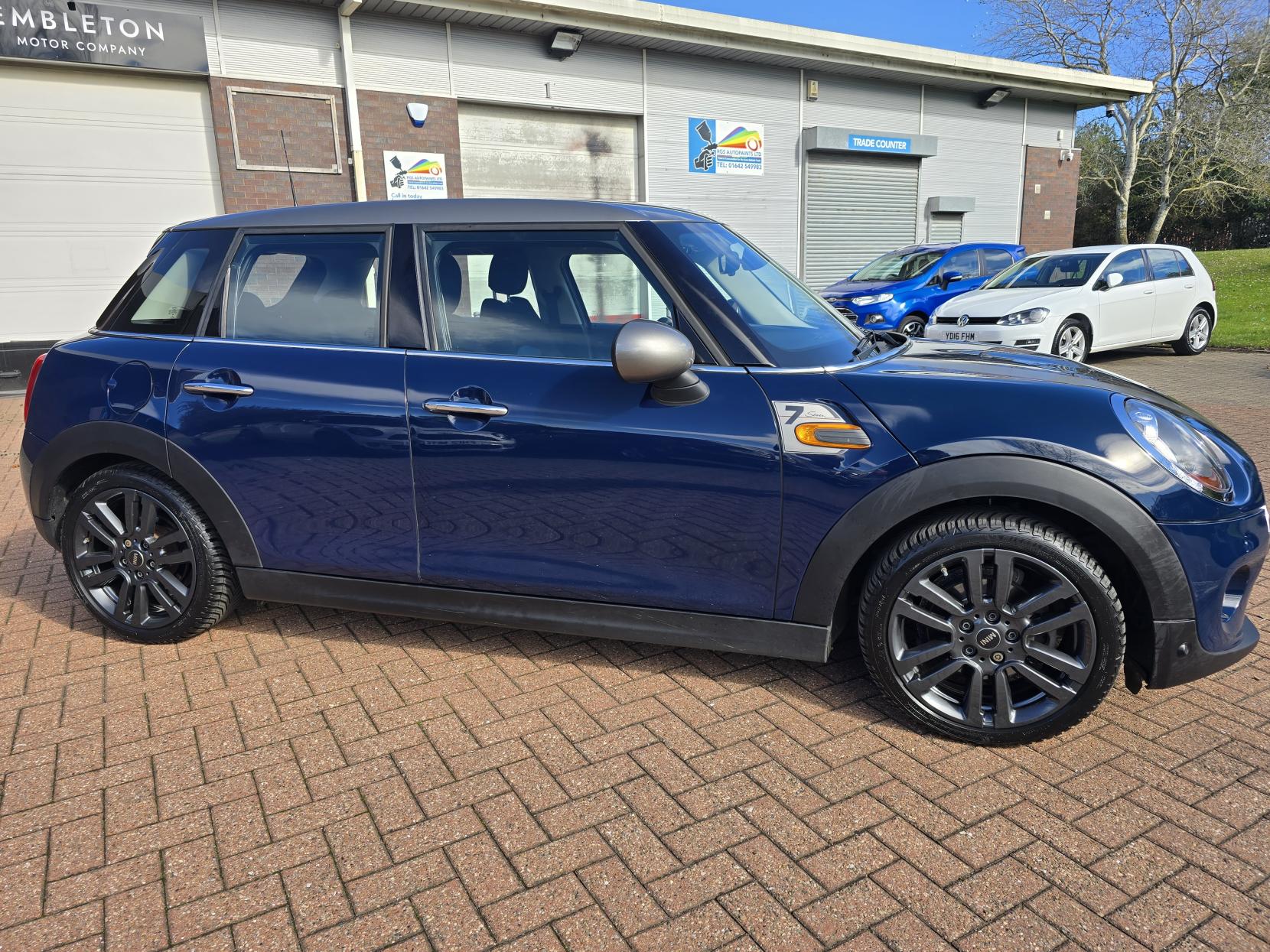 MINI Hatch 1.5 Cooper Seven Hatchback 5dr Petrol Manual Euro 6 (s/s) (136 ps)