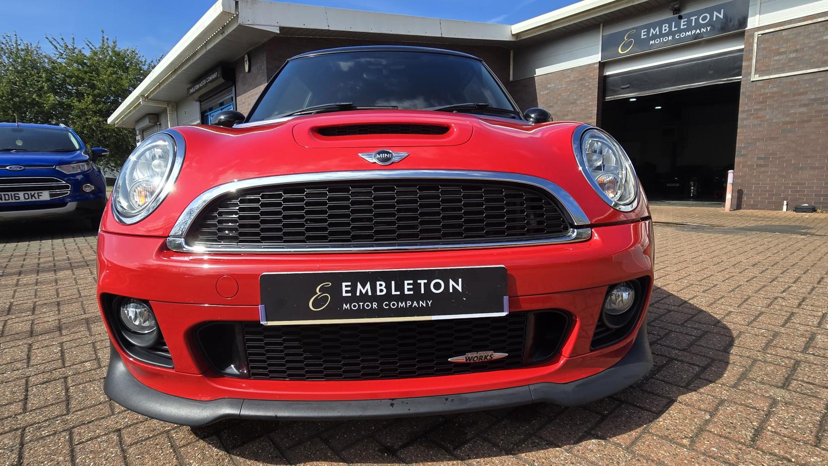 MINI Hatch 1.6 John Cooper Works Hatchback 3dr Petrol Manual Euro 5 (s/s) (211 ps)