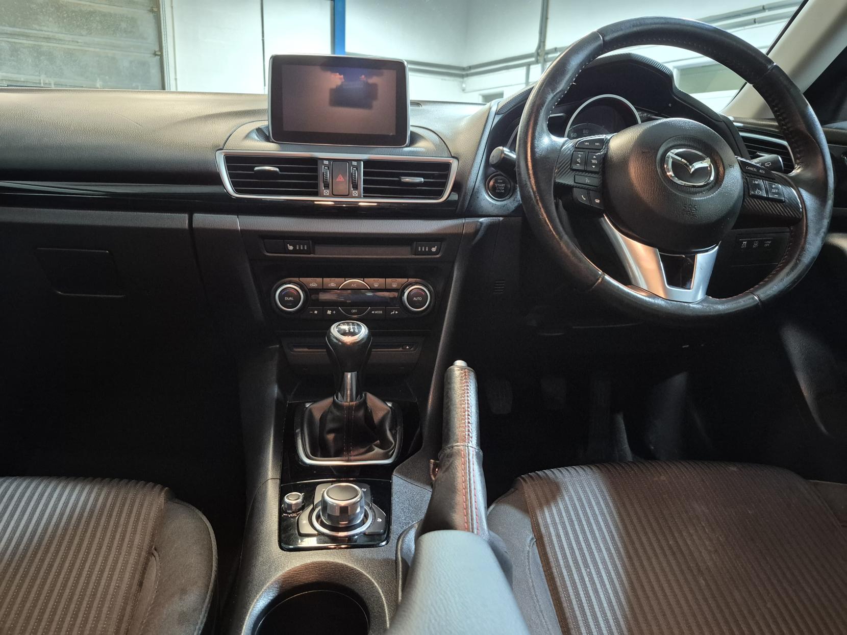 Mazda Mazda3 2.0 SKYACTIV-G SE-L Nav Hatchback 5dr Petrol Manual Euro 6 (s/s) (121 ps)