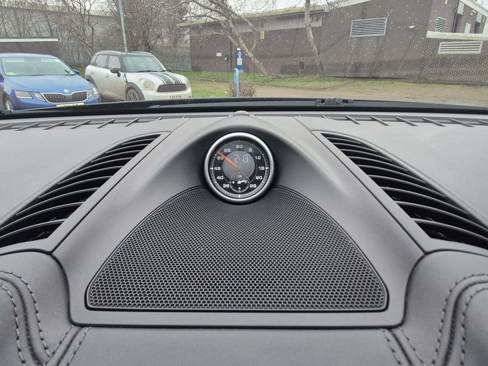 Porsche Cayenne 4.8T V8 Turbo SUV 5dr Petrol TiptronicS 4WD Euro 6 (s/s) (520 ps)