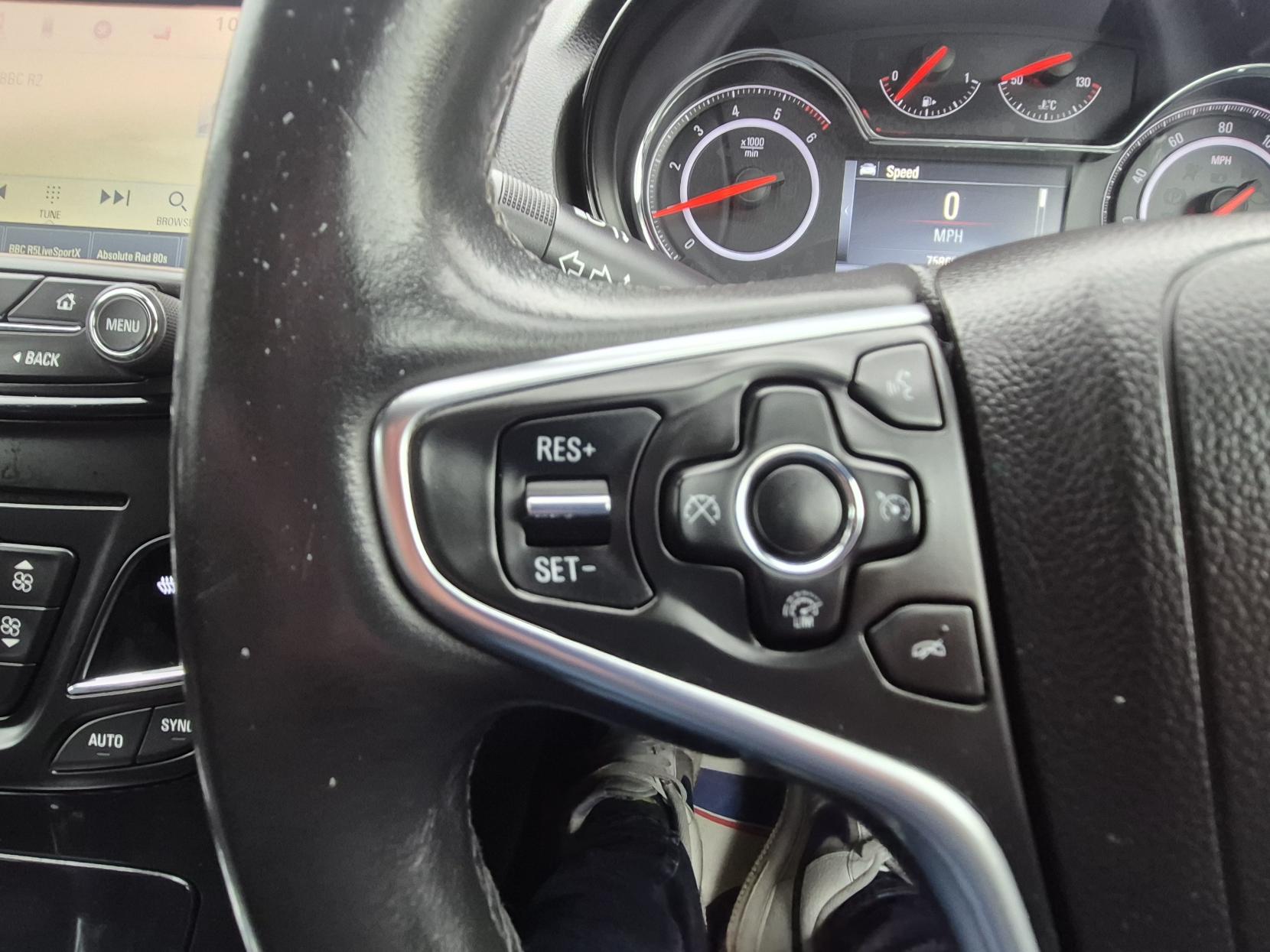 Vauxhall Insignia 2.0 CDTi Elite Nav Sports Tourer 5dr Diesel Auto Euro 6 (170 ps)