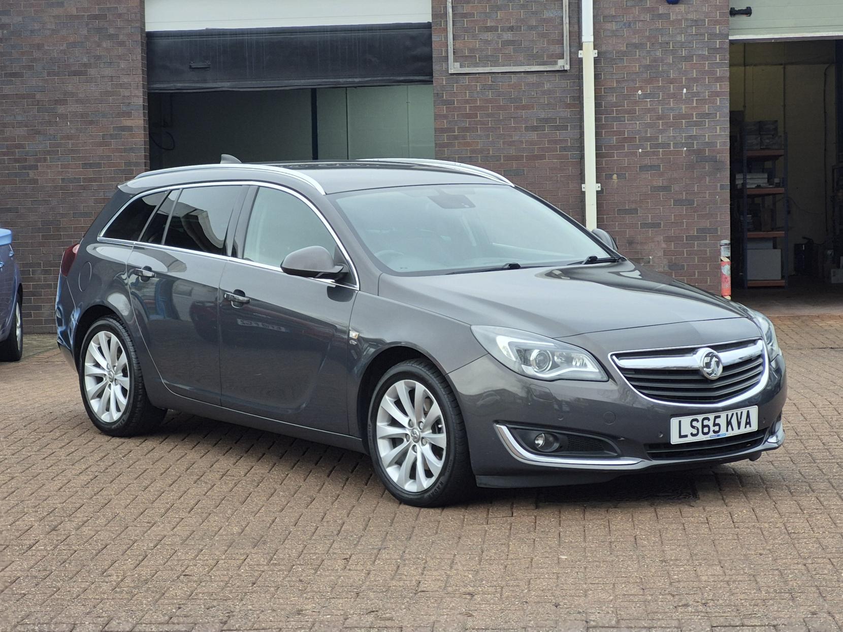 Vauxhall Insignia 2.0 CDTi Elite Nav Sports Tourer 5dr Diesel Auto Euro 6 (170 ps)